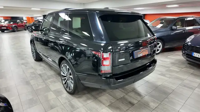 Land Rover Range Rover view 4