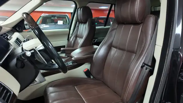 Land Rover Range Rover view 21