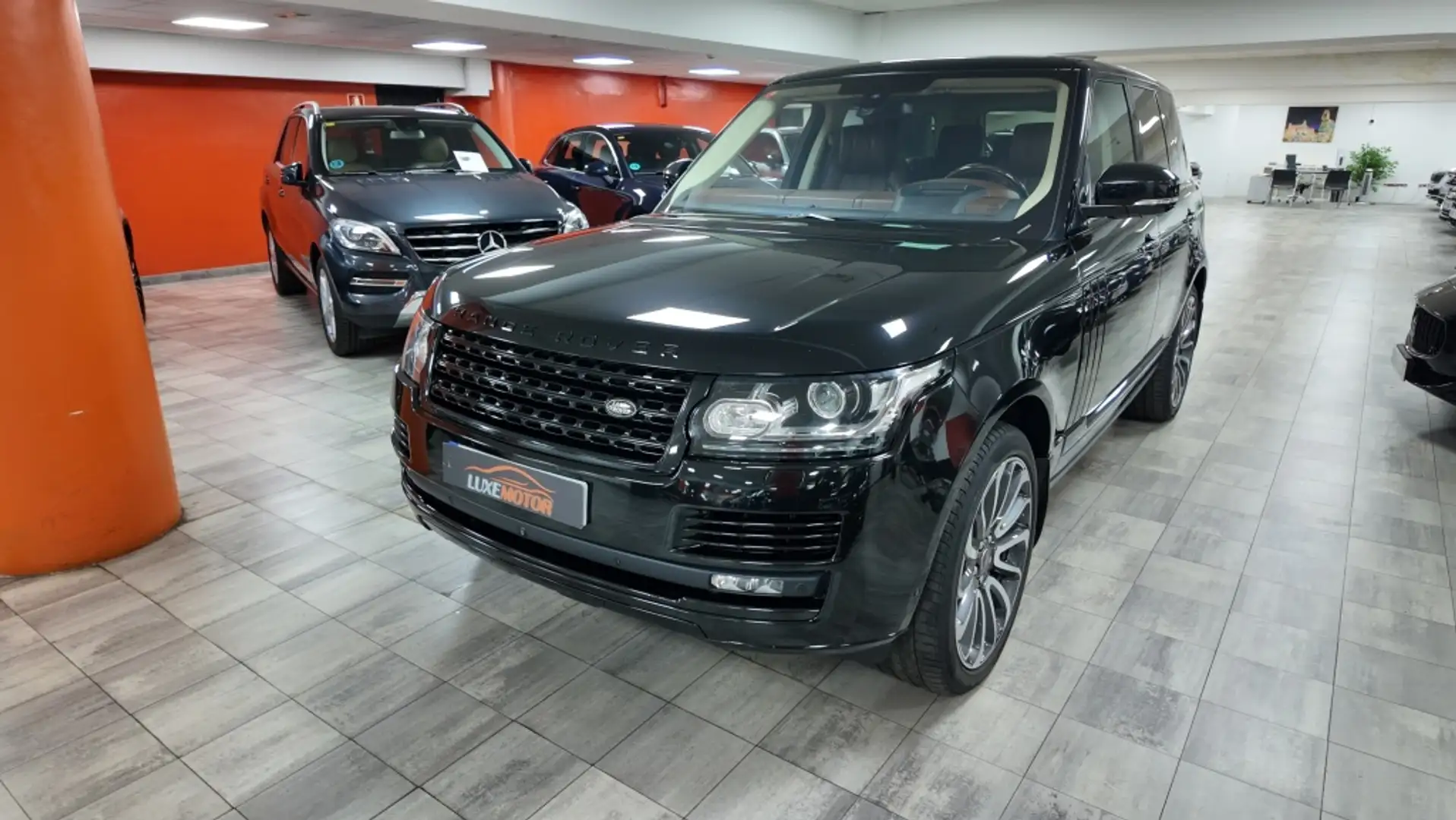 Land Rover Range Rover 3.0TDV6 Vogue Aut. Negro - 1