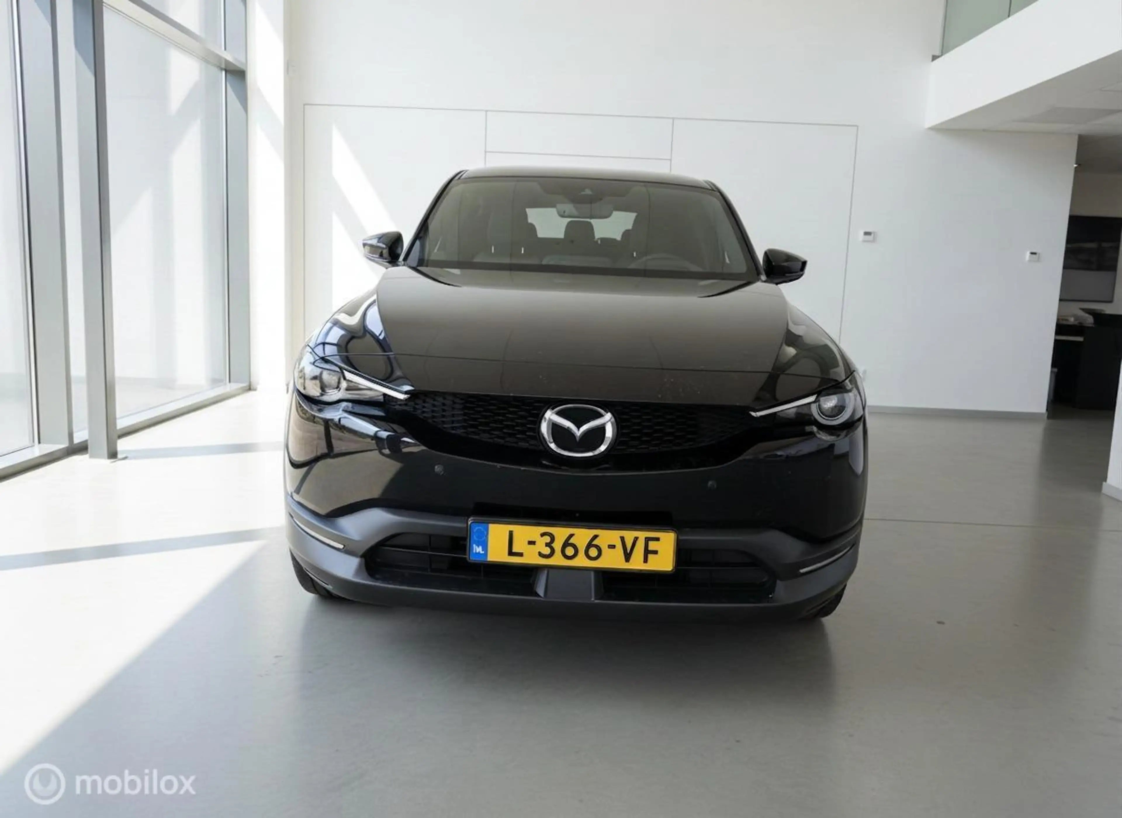 Mazda MX-30 e-SkyActiv 145 Comfort 36 kWh | 98.503 km | SOH 91 — photo 13