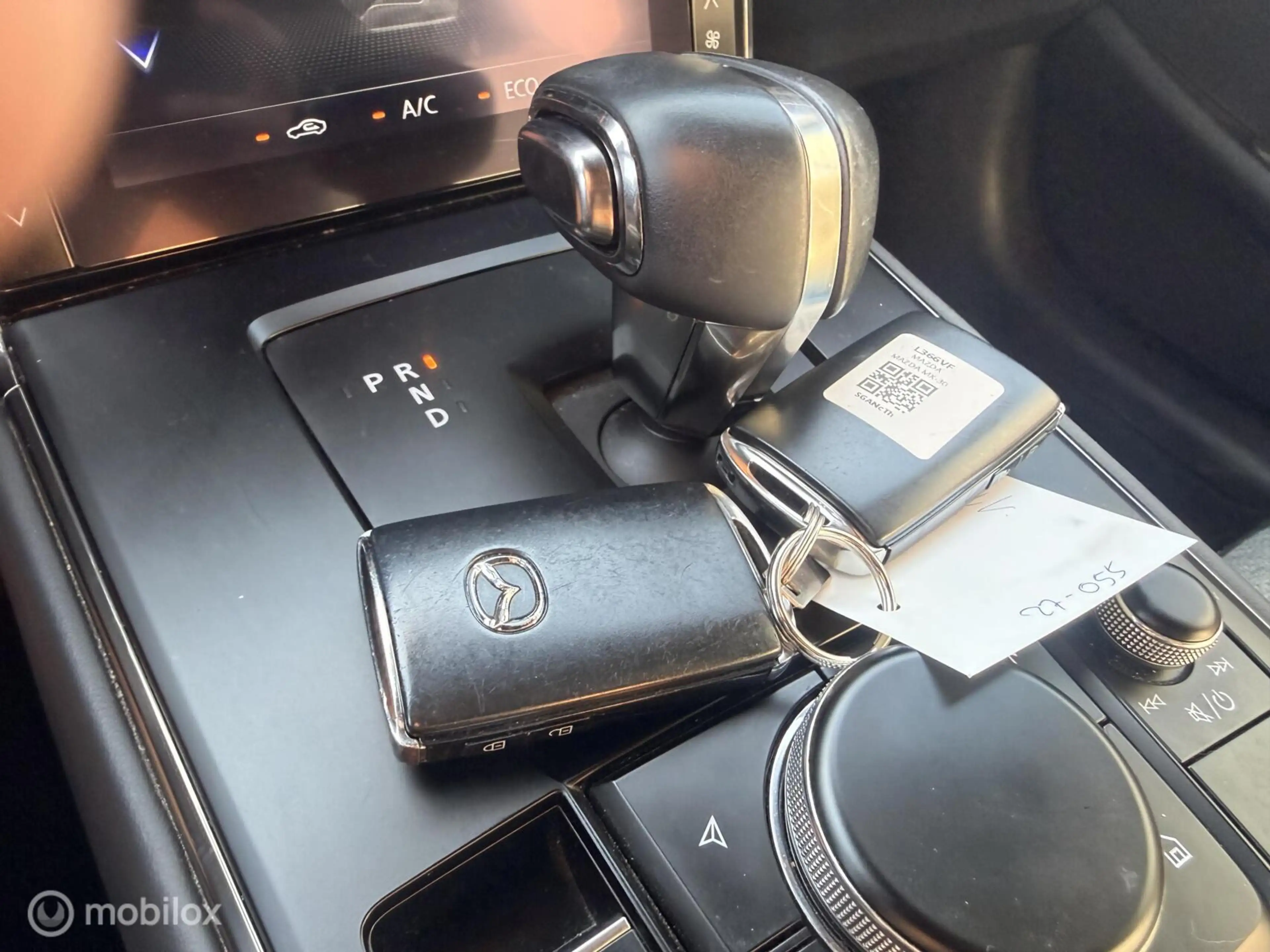Mazda MX-30 e-SkyActiv 145 Comfort 36 kWh | 98.503 km | SOH 91 — photo 23