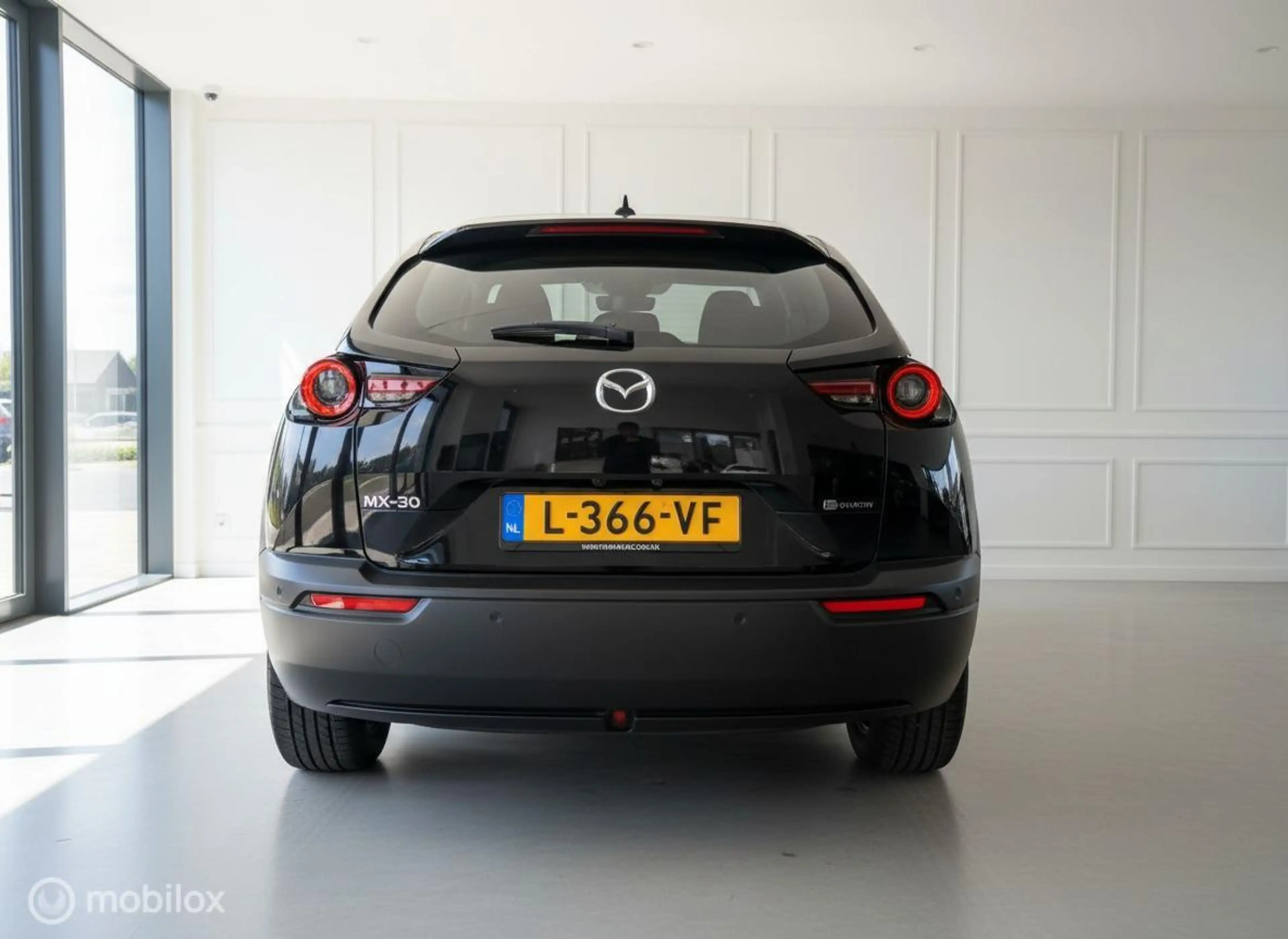 Mazda MX-30 e-SkyActiv 145 Comfort 36 kWh | 98.503 km | SOH 91 — photo 8