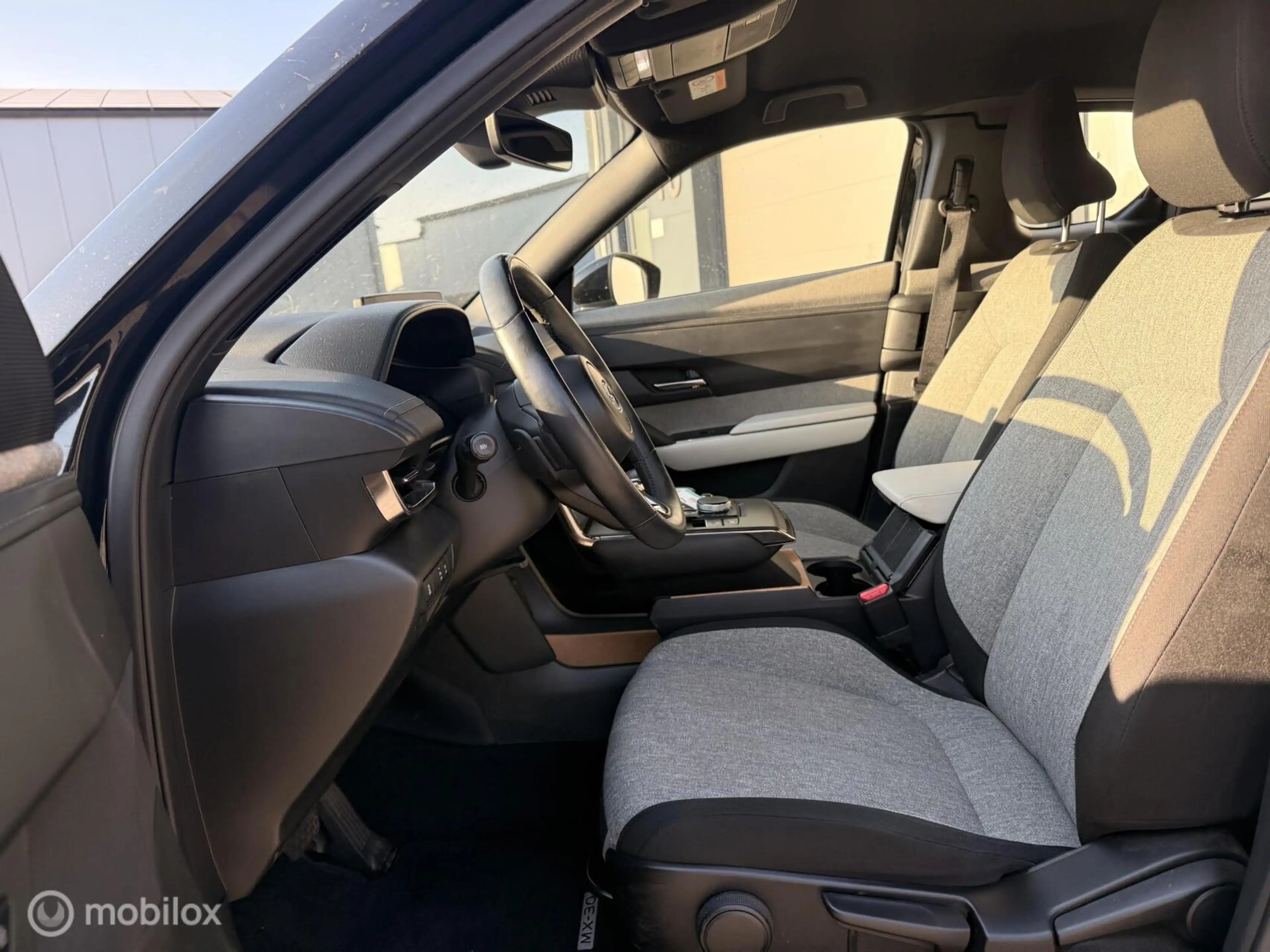Mazda MX-30 e-SkyActiv 145 Comfort 36 kWh | 98.503 km | SOH 91 — photo 17