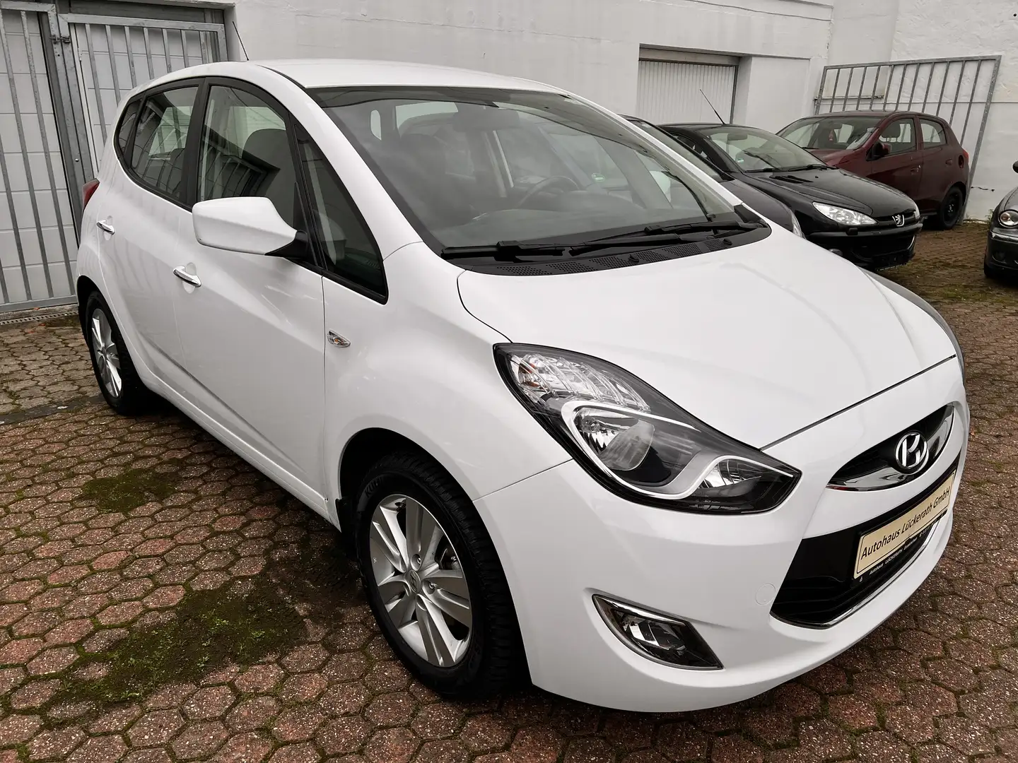 Hyundai iX20 ix20 1.6 Weiß - 1