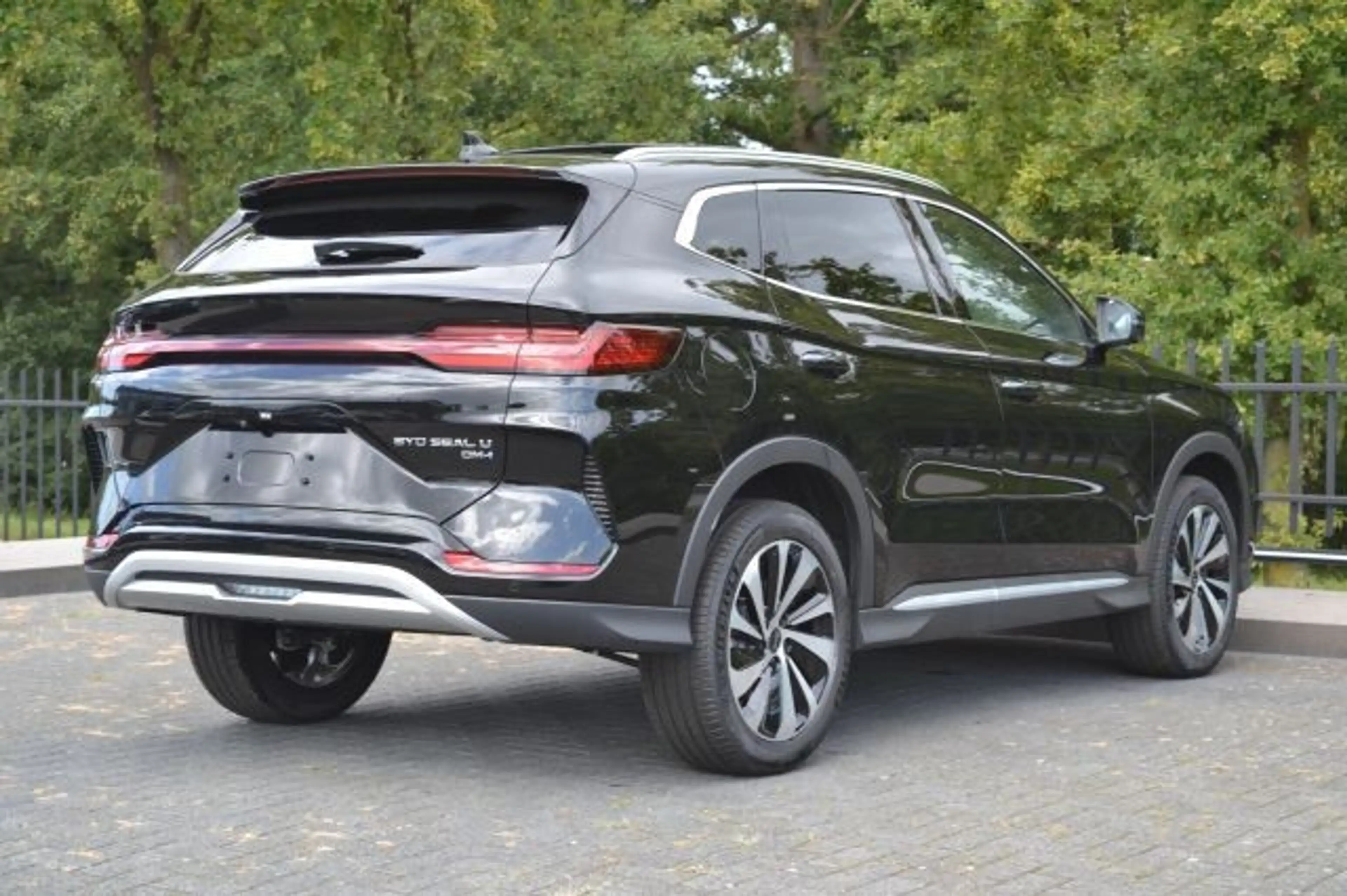 BYD Seal U 1.5 DM-i | PHEV | Pano | Leder | Climate | Adaptiv — photo 3
