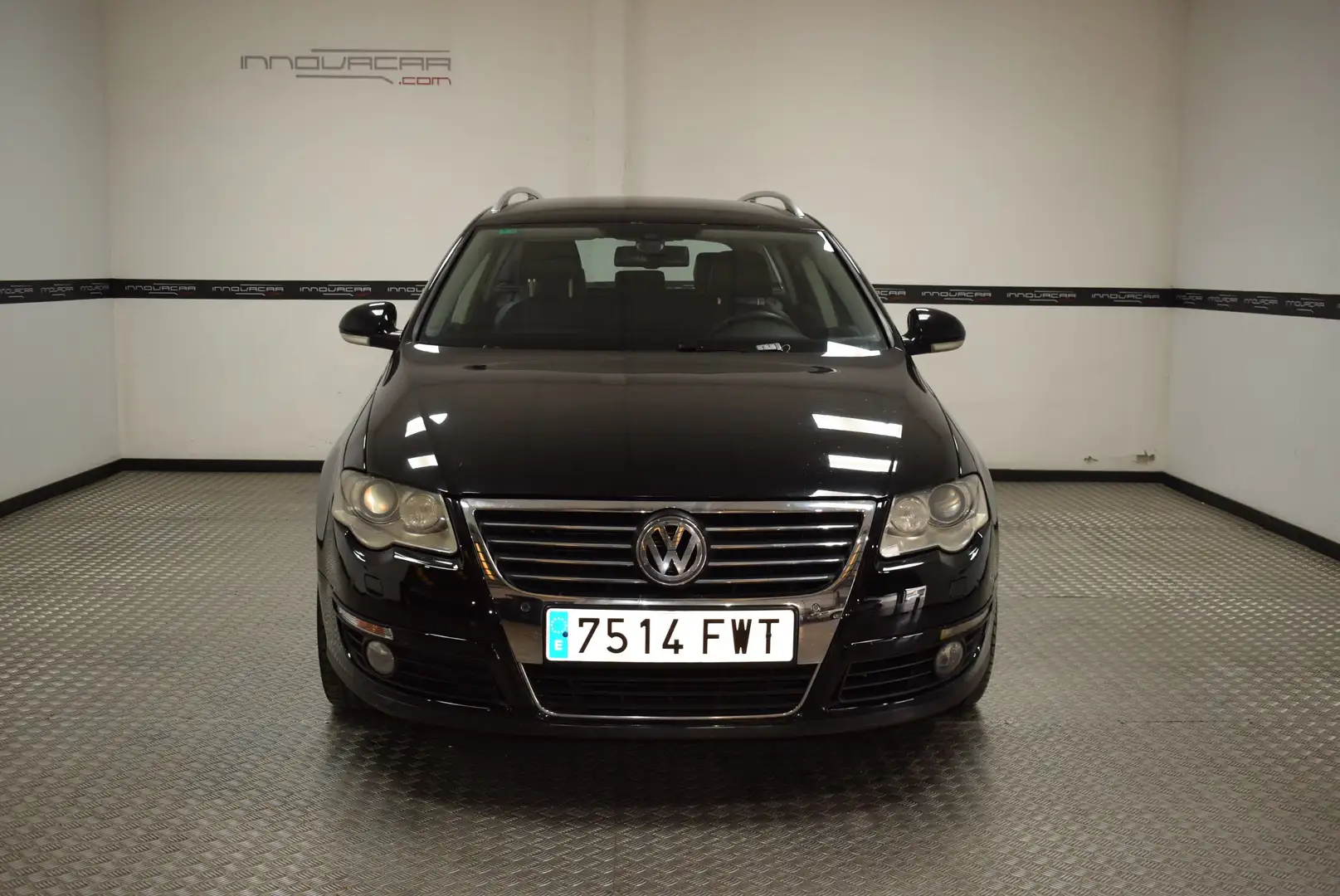 Volkswagen Passat Variant 2.0TDI Highline DSG Zwart - 2