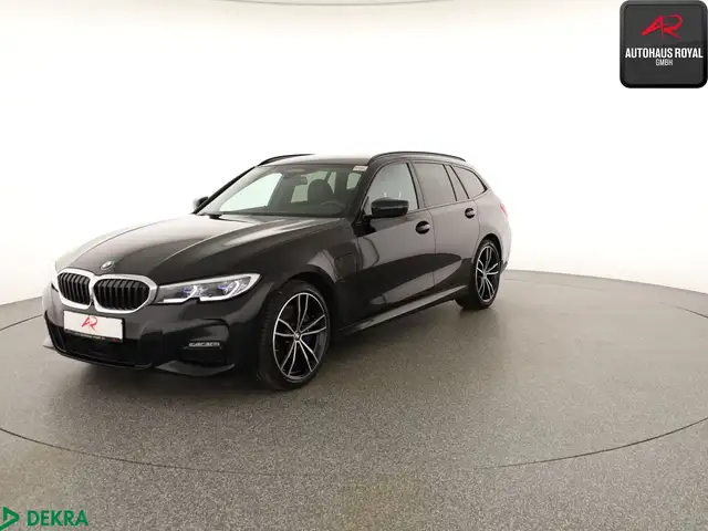Bmw 330 e T M SPORT LASER,360°,HUD,KEYLESS,ACC,H/K