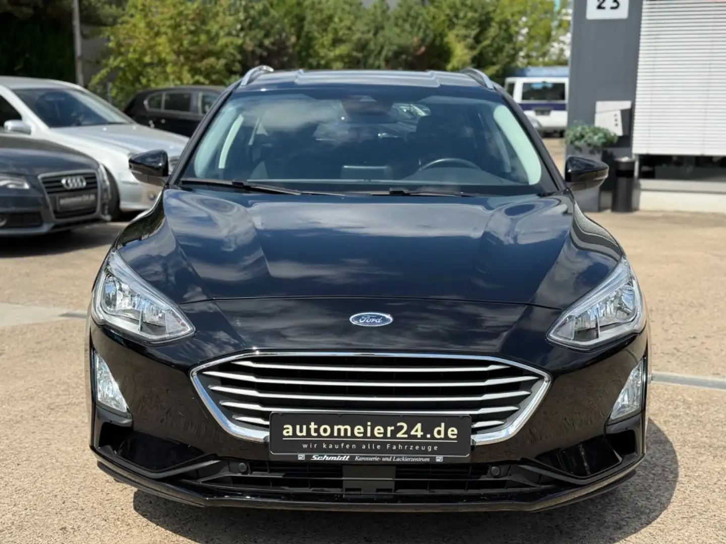 Ford Focus Turnier Cool & Connect Schwarz - 2