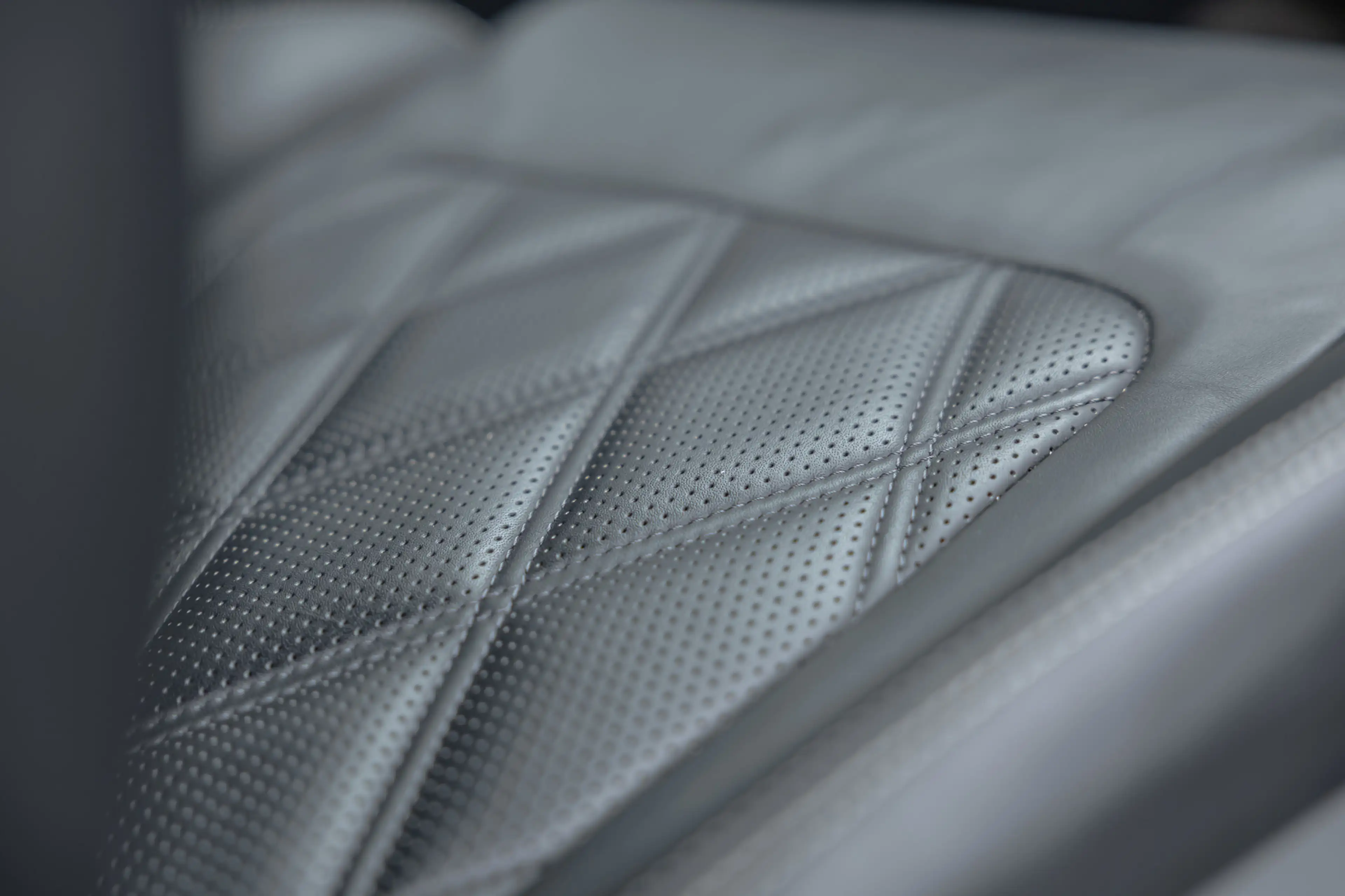 Bentley Continental GT 6.0 W12 Mulliner / Naim / Camera / Stoelventilatie — photo 46