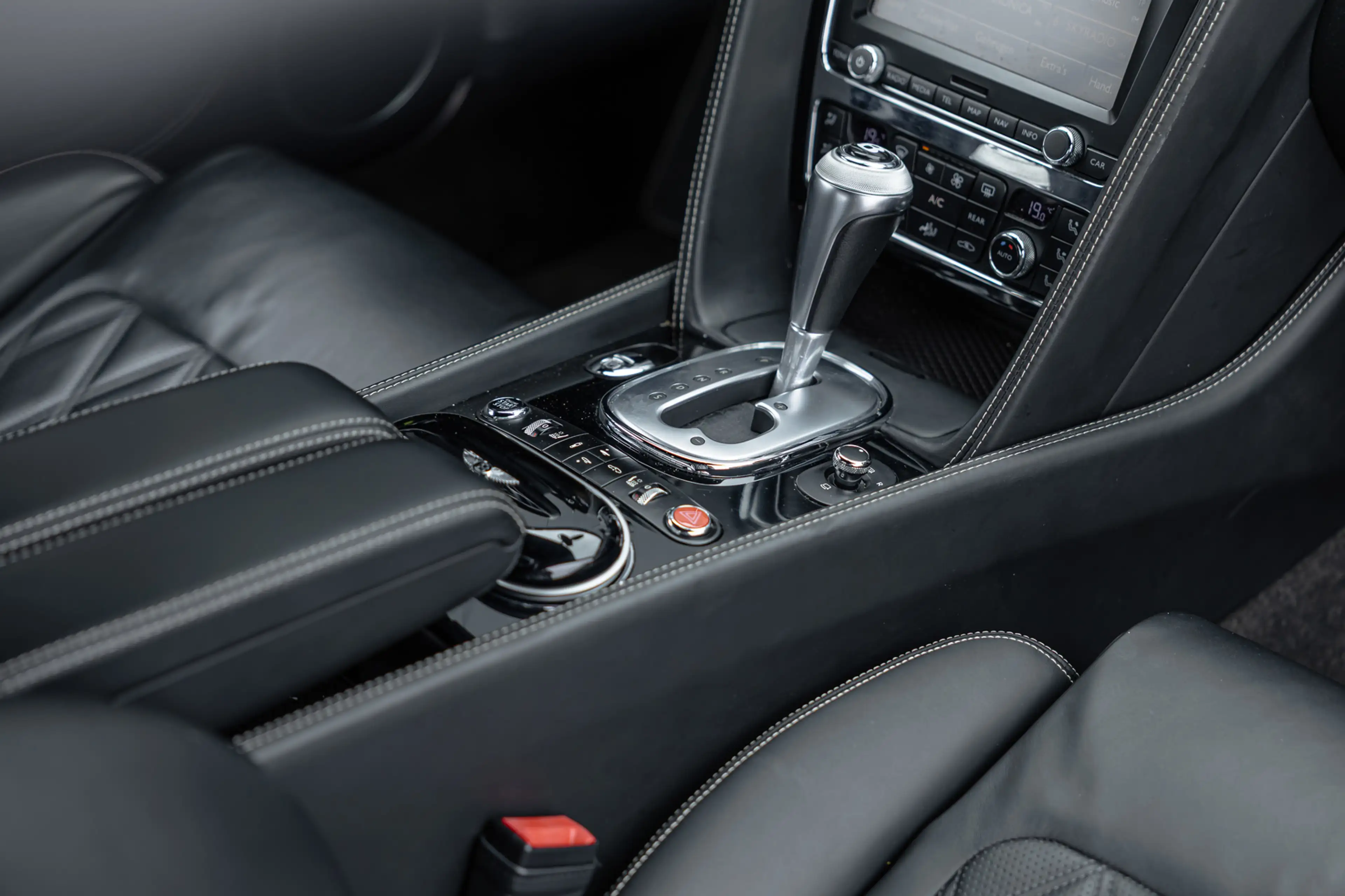 Bentley Continental GT 6.0 W12 Mulliner / Naim / Camera / Stoelventilatie — photo 25
