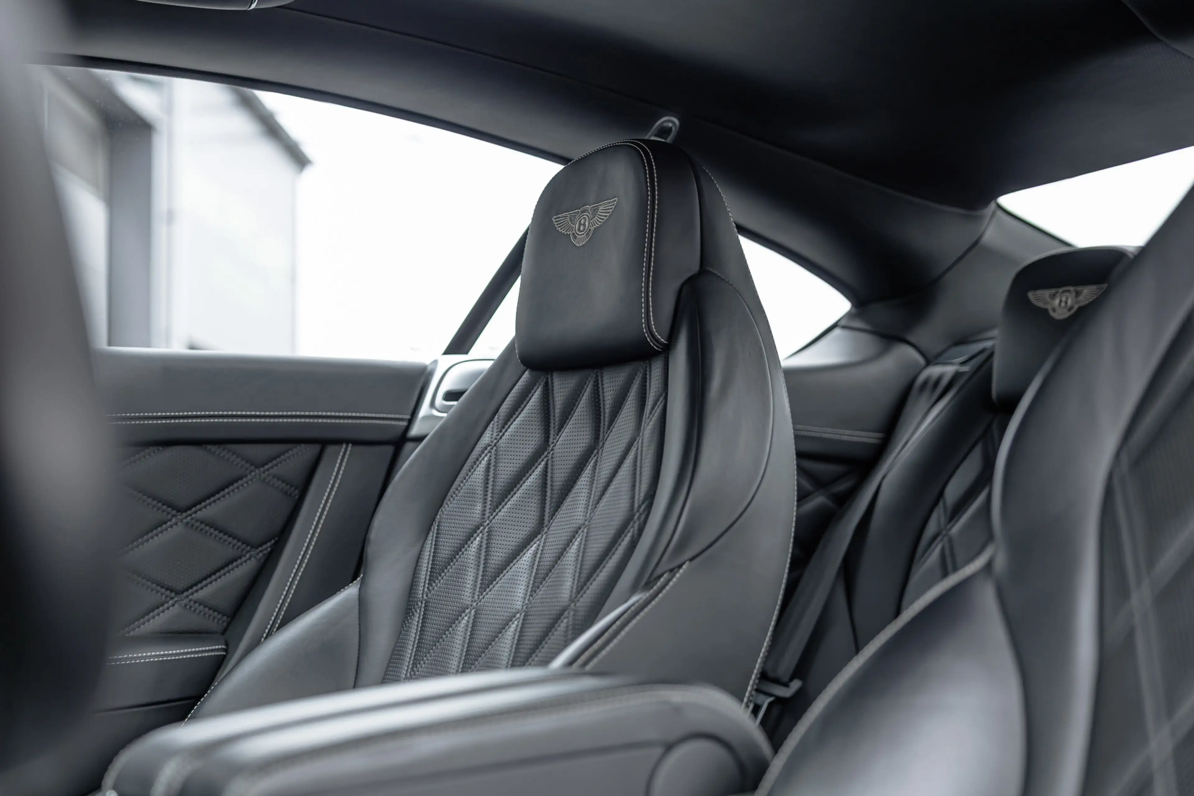 Bentley Continental GT 6.0 W12 Mulliner / Naim / Camera / Stoelventilatie — photo 41