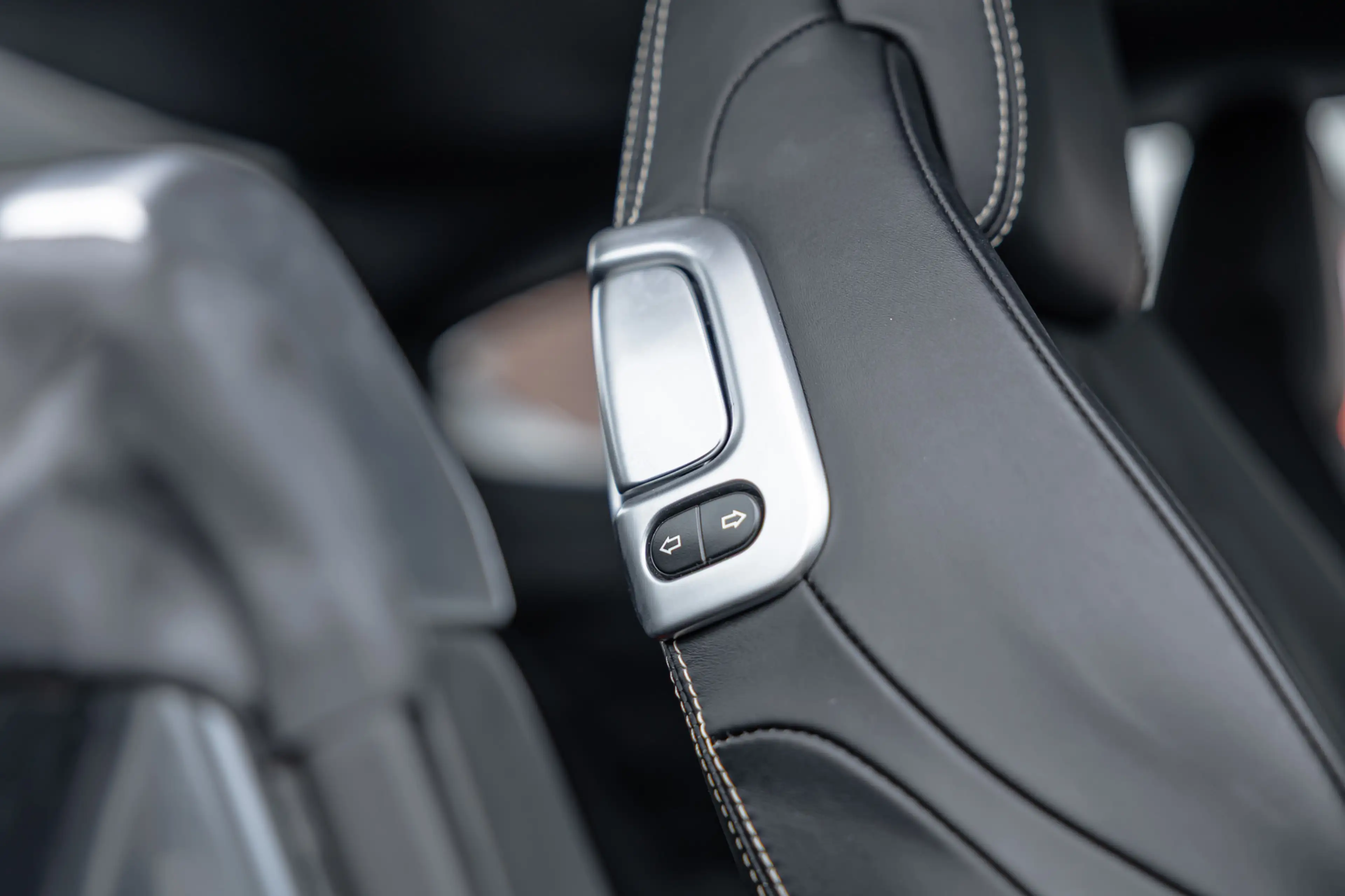 Bentley Continental GT 6.0 W12 Mulliner / Naim / Camera / Stoelventilatie — photo 50