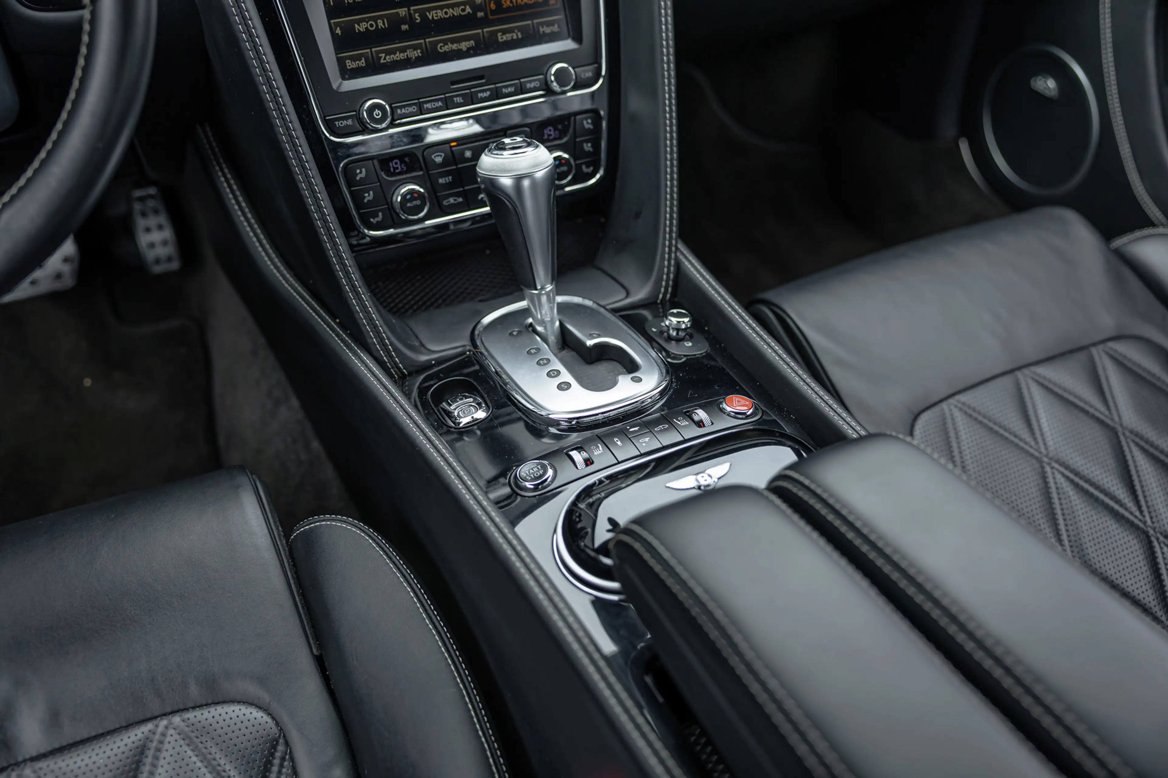 Bentley Continental GT 6.0 W12 Mulliner / Naim / Camera / Stoelventilatie — photo 28