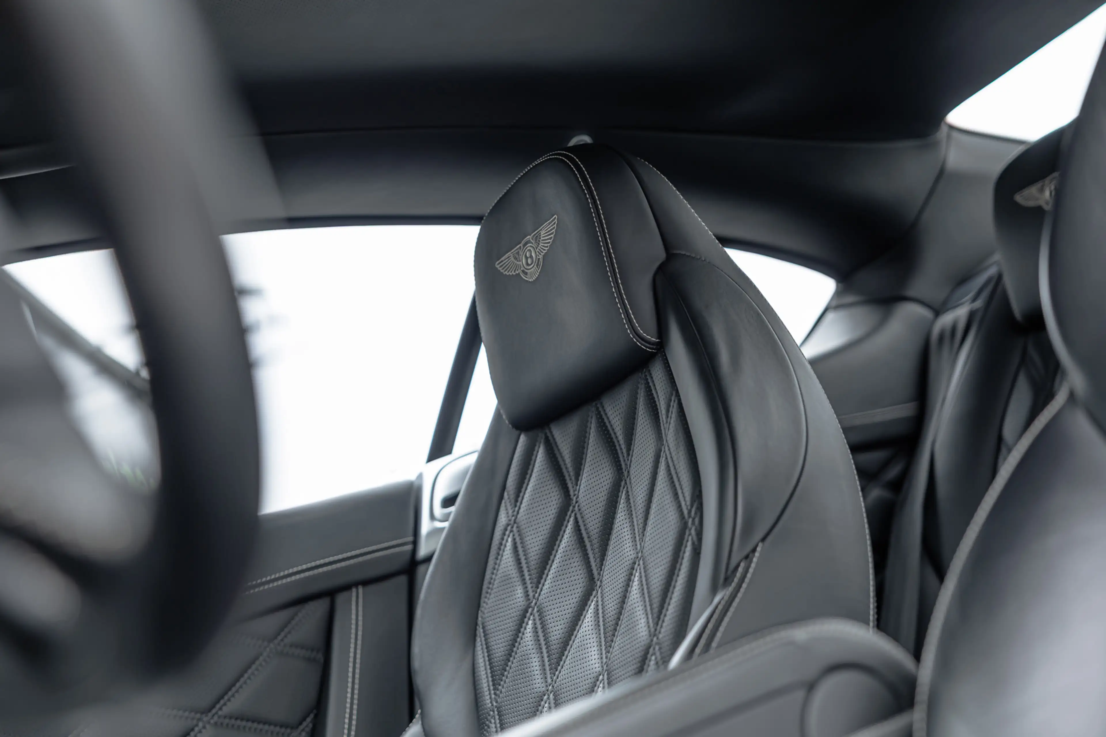 Bentley Continental GT 6.0 W12 Mulliner / Naim / Camera / Stoelventilatie — photo 42