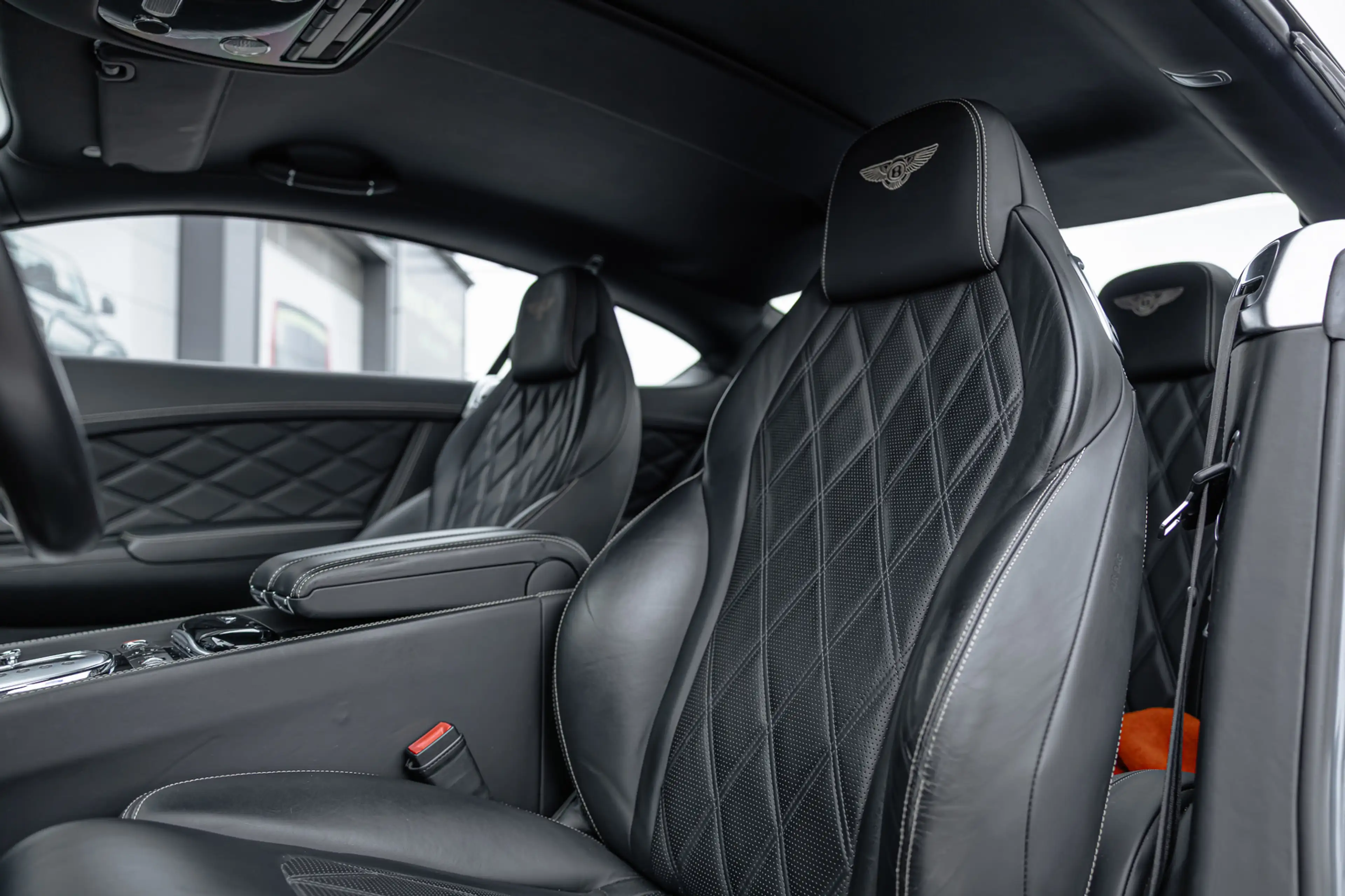 Bentley Continental GT 6.0 W12 Mulliner / Naim / Camera / Stoelventilatie — photo 40