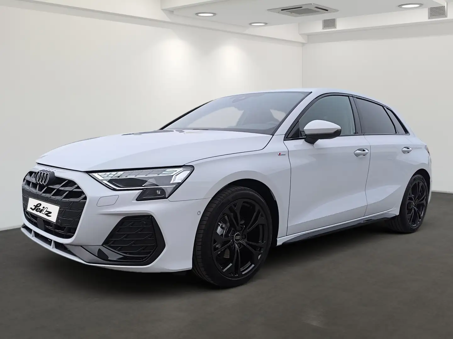 Audi A3 Sportback 35 TFSI S line *NAVI*KAMERA*SITZH* Blanc - 2