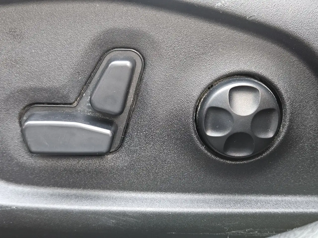 Jeep Compass photo Jeep Compass
