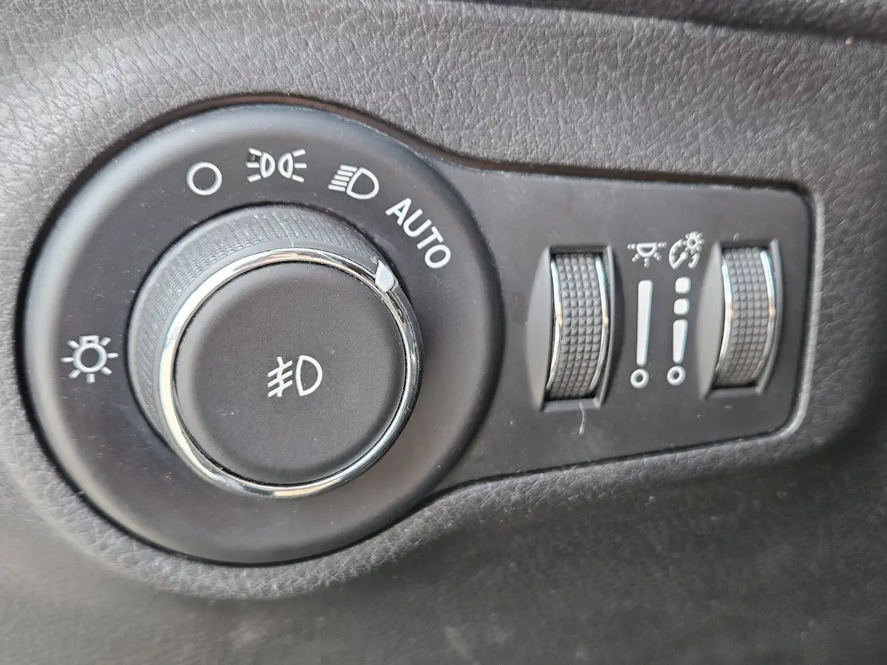 Jeep Compass photo Jeep Compass