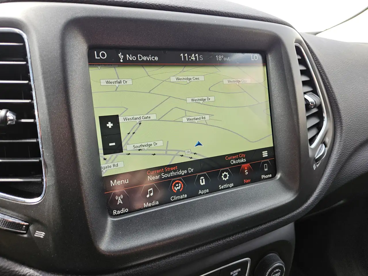 Jeep Compass photo Jeep Compass