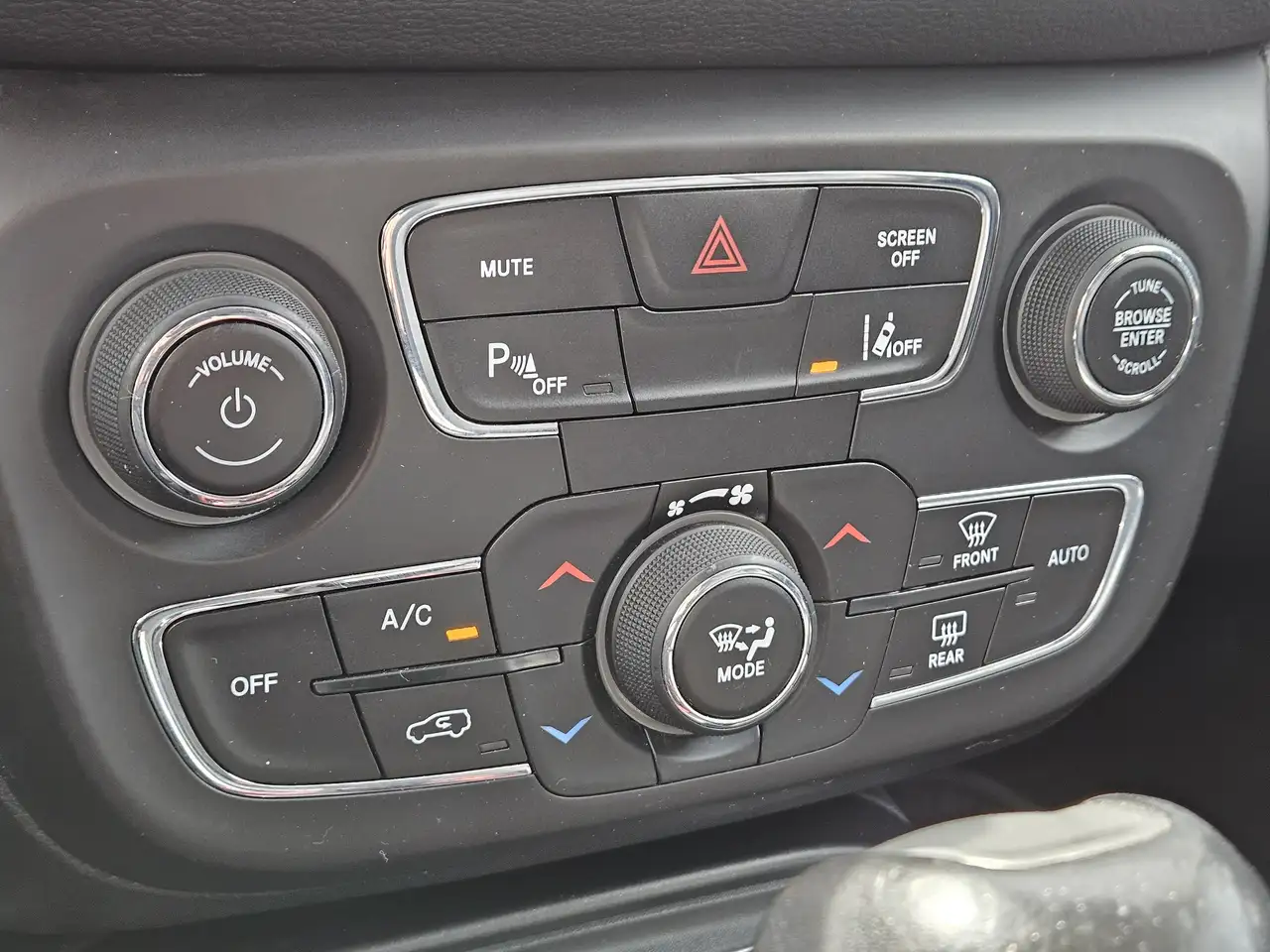 Jeep Compass photo Jeep Compass
