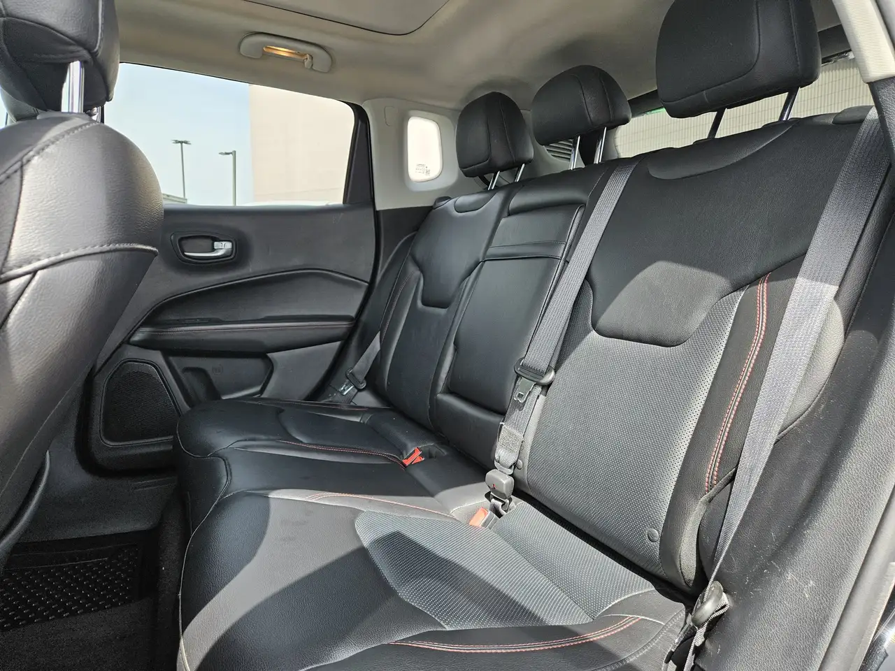 Jeep Compass photo Jeep Compass
