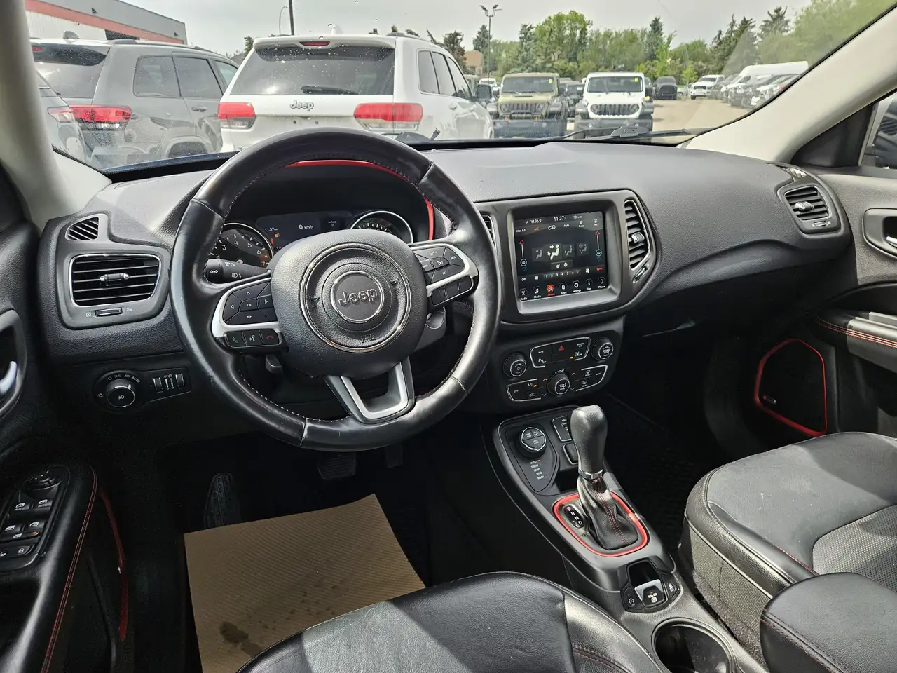 Jeep Compass photo Jeep Compass