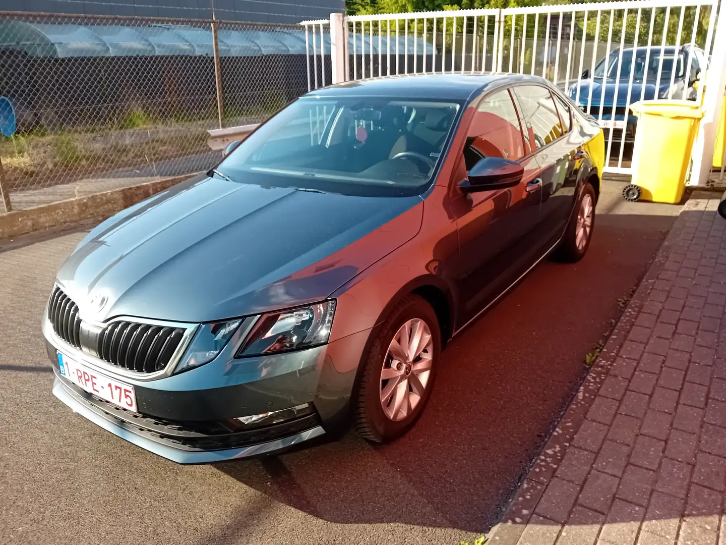 Skoda Octavia Octavia 1.4 TSI DSG Ambition Grijs - 1