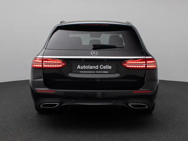 Mercedes-Benz E-Class view 8