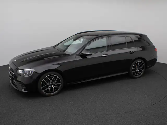 Mercedes-Benz E-Class view 12