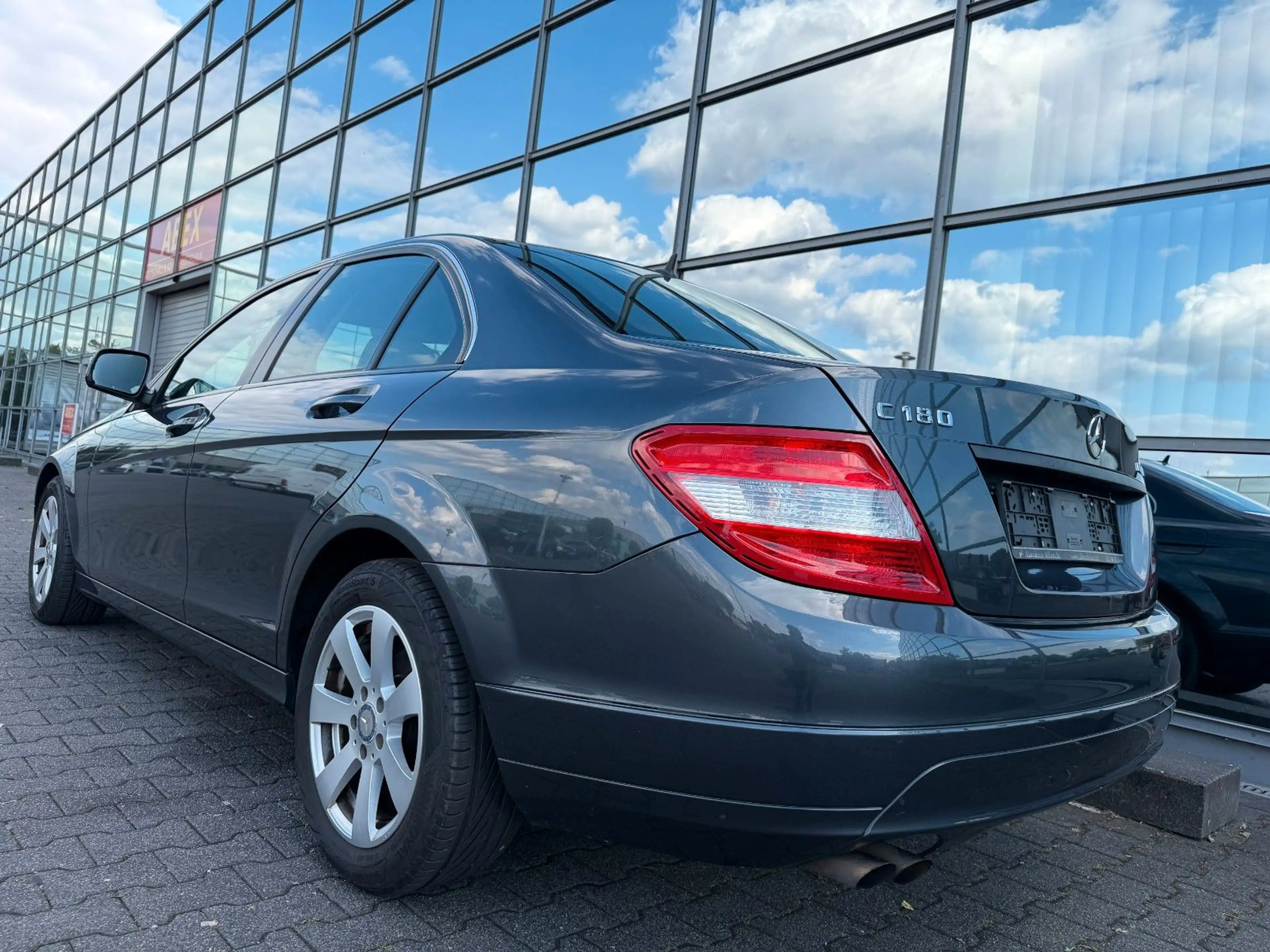 Mercedes-Benz C 180 Kompressor PDC Sitzheizung Servo — photo 14