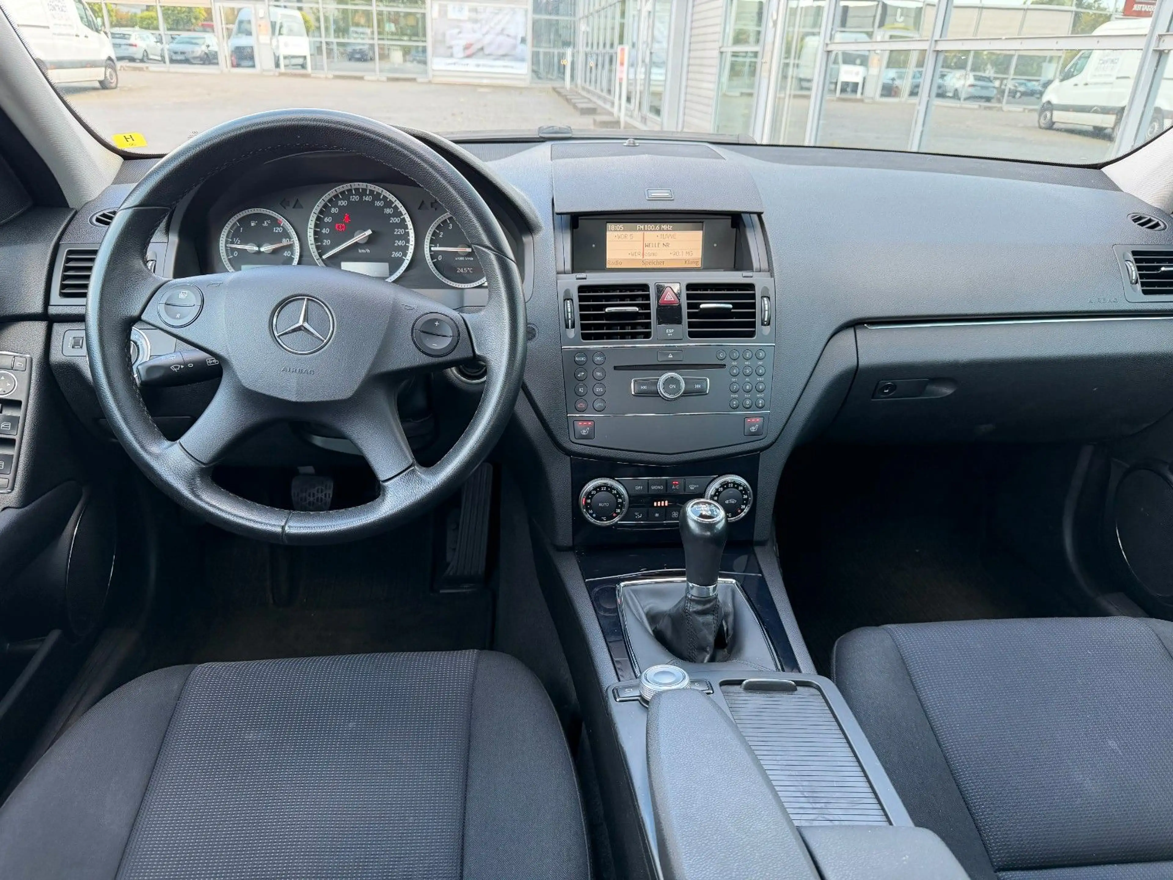 Mercedes-Benz C 180 Kompressor PDC Sitzheizung Servo — photo 2