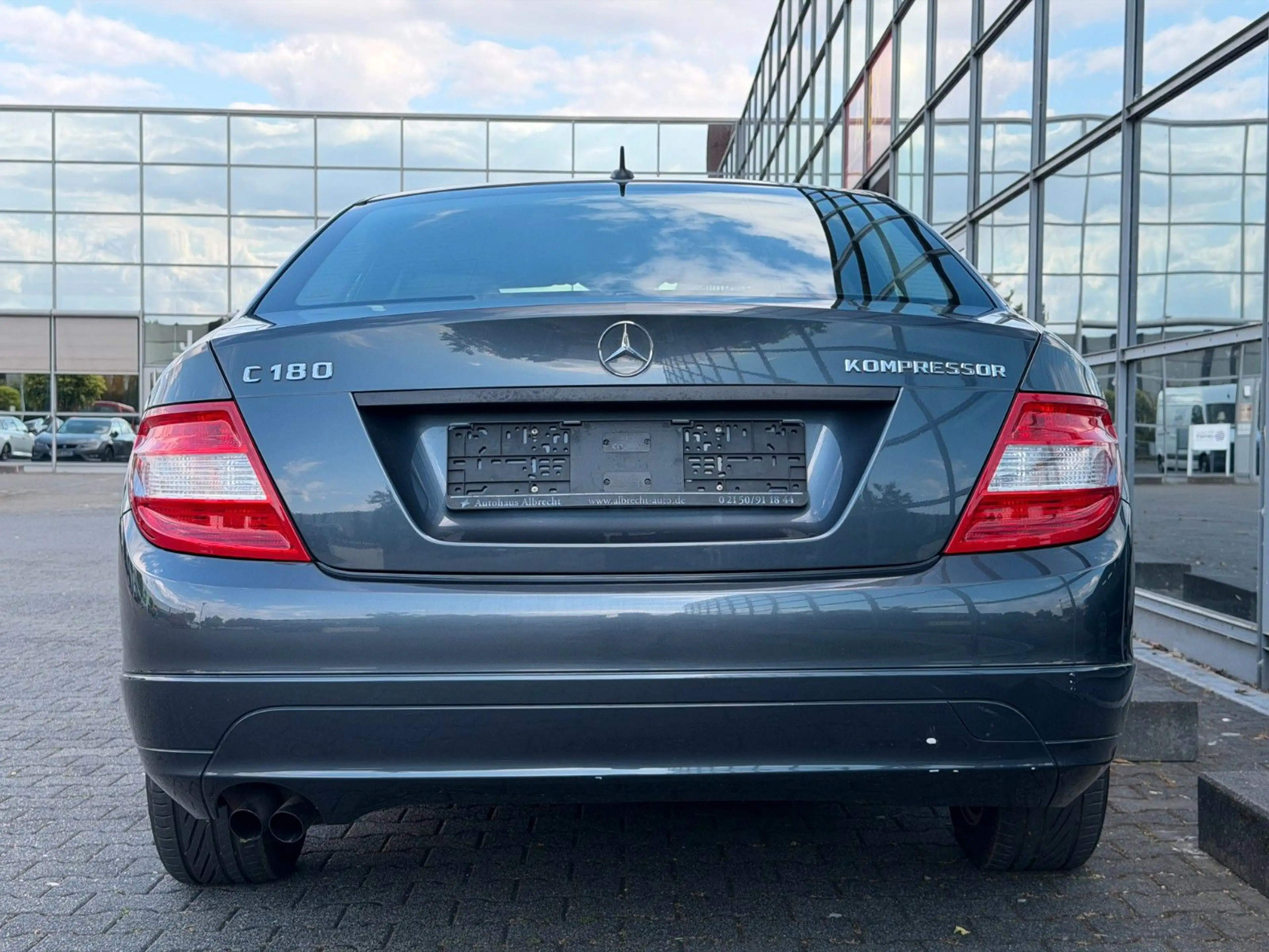 Mercedes-Benz C 180 Kompressor PDC Sitzheizung Servo — photo 8