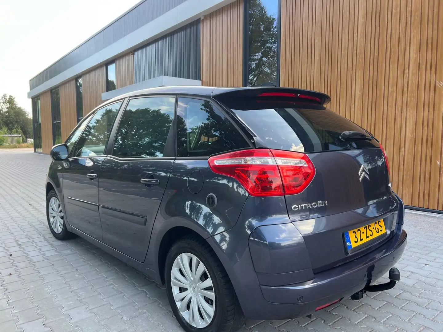 Citroen C4 Picasso 1.8-16V AMBIANCE 5P. + LPG-G3 + NW-APK Paars - 2