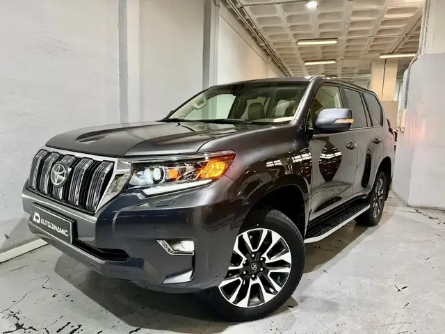 Toyota Land Cruiser D-4D VXL 70 Aniversario Aut.