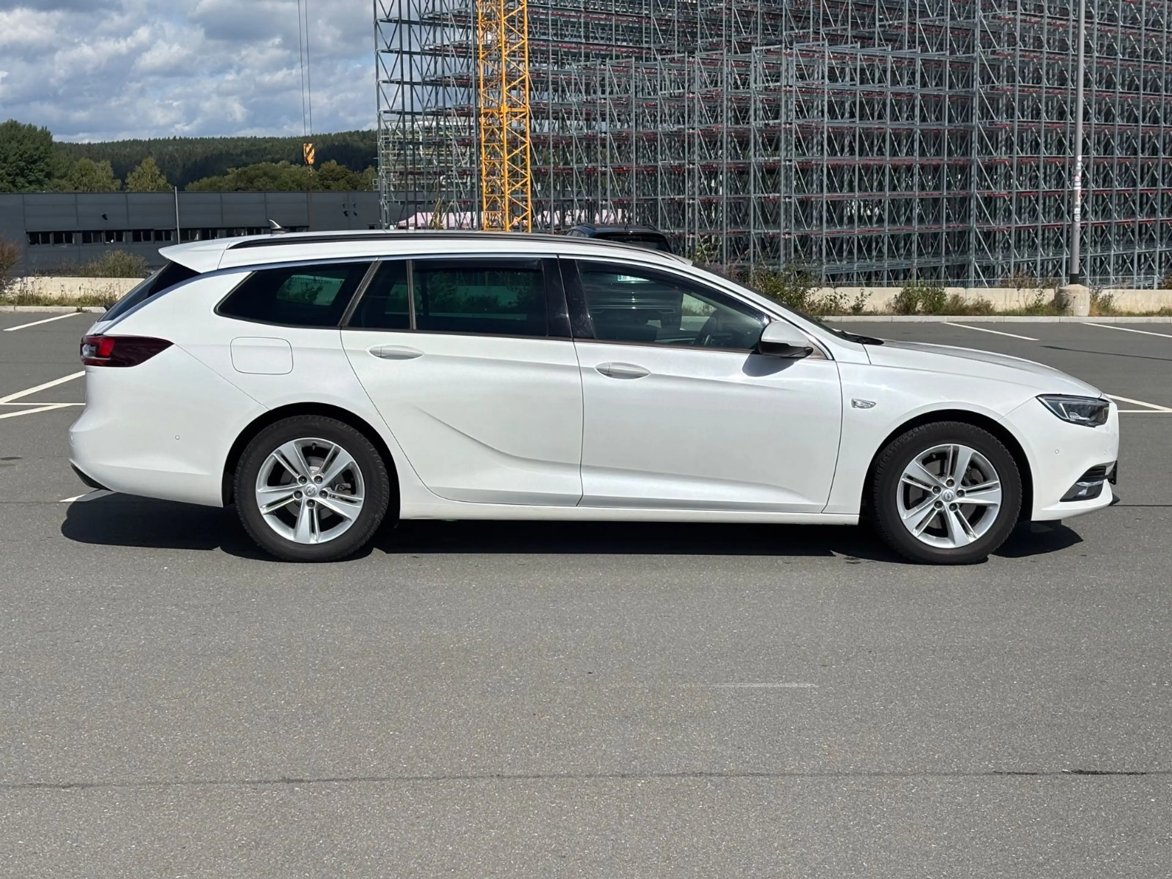 Opel Insignia B Sports Tourer Business Edition — photo 6