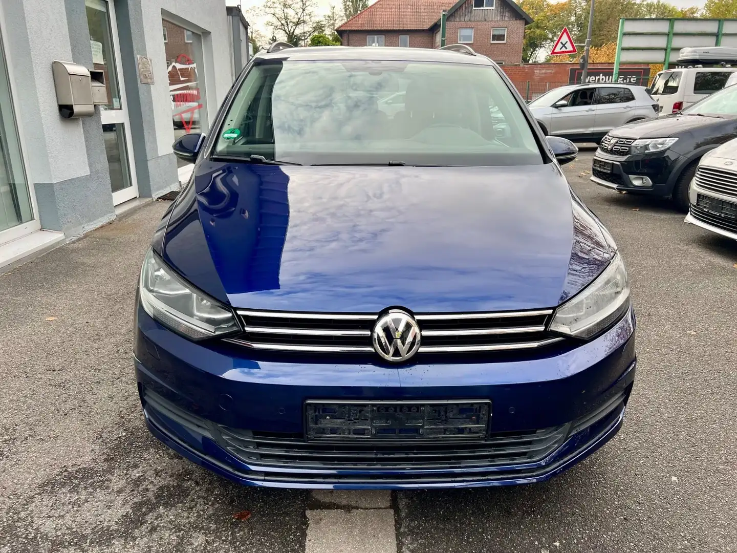 Volkswagen Touran Comfortline"DSG"PDC"7-Sitzer"150PS"SHZ" Blau - 2