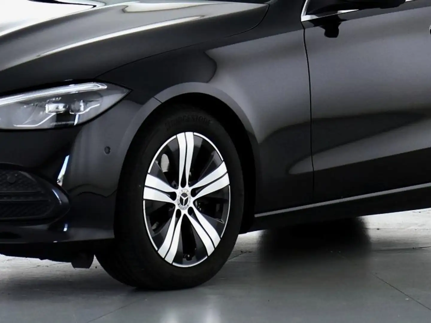 Mercedes-Benz C 220 T-Modell T d 4 Matic, Standheizung, Avantg.,Kam... Schwarz - 2