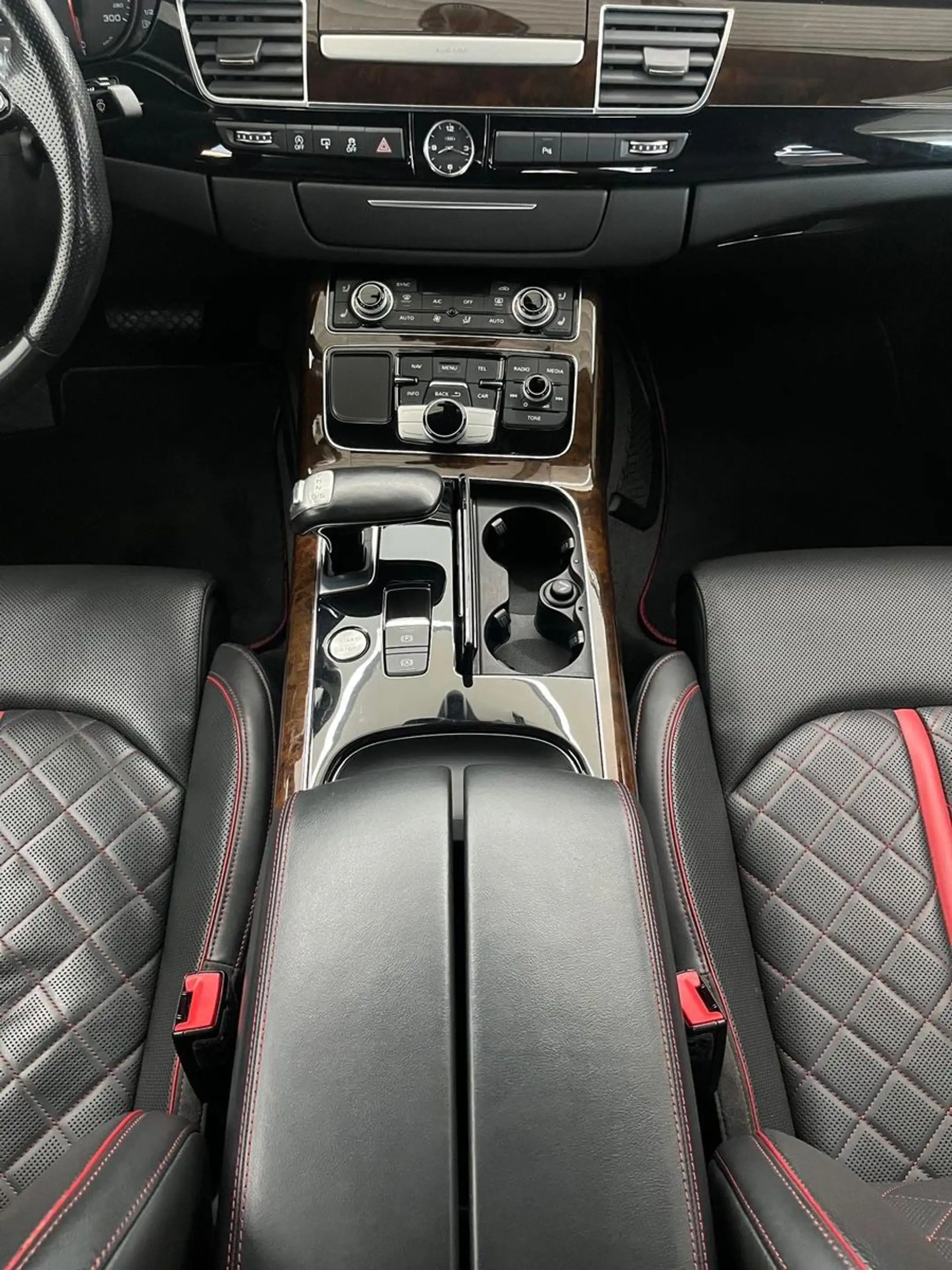 Audi A8 3.0 TDI quattro 8 Fach HeadUp Schiebedach RFK — photo 15