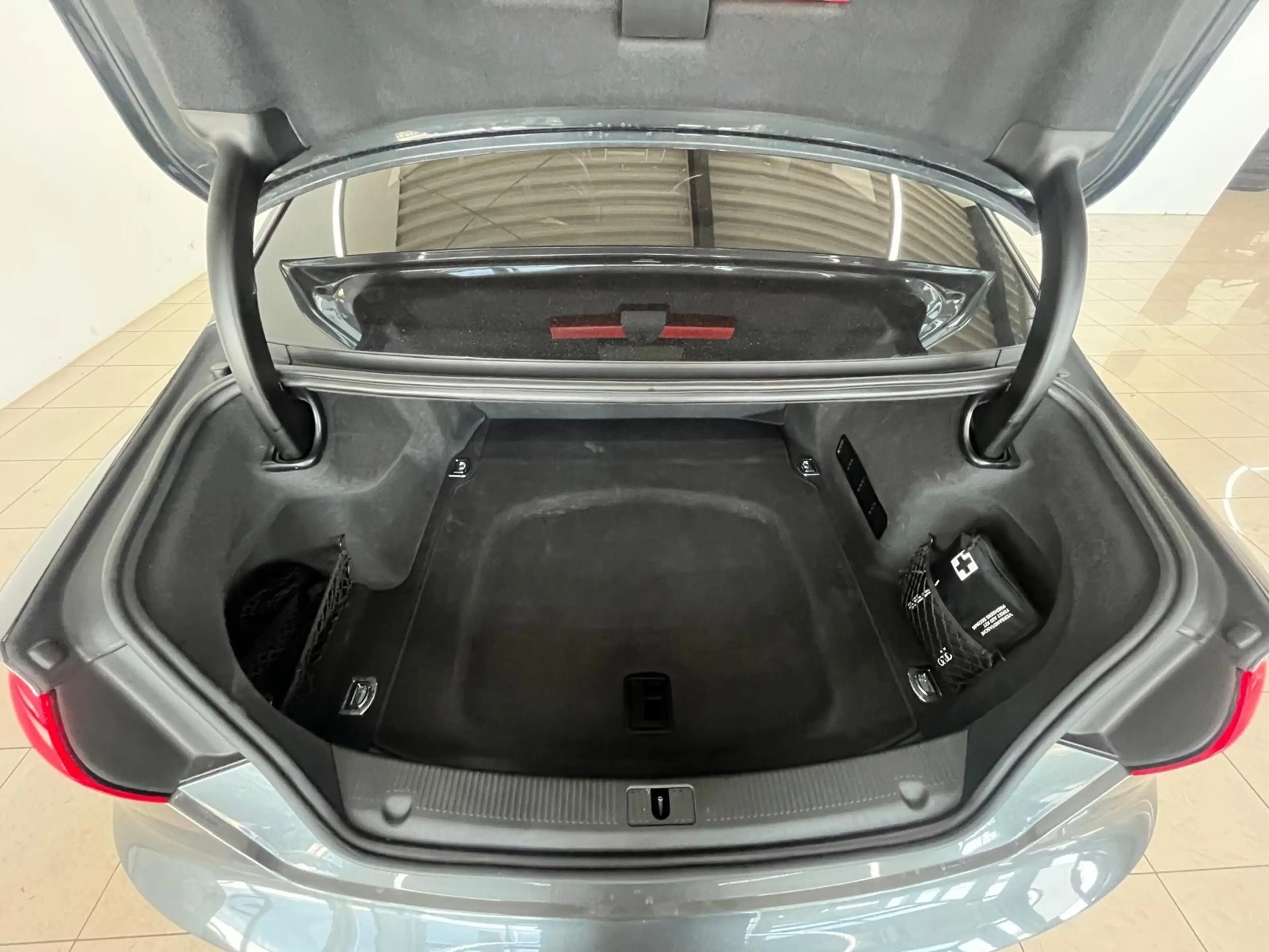 Audi A8 3.0 TDI quattro 8 Fach HeadUp Schiebedach RFK — photo 14
