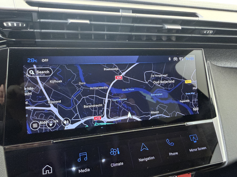 Peugeot 408 1.2 Hybrid 145 e-DCS6 Allure | Full Map Navi | Ada — photo 15