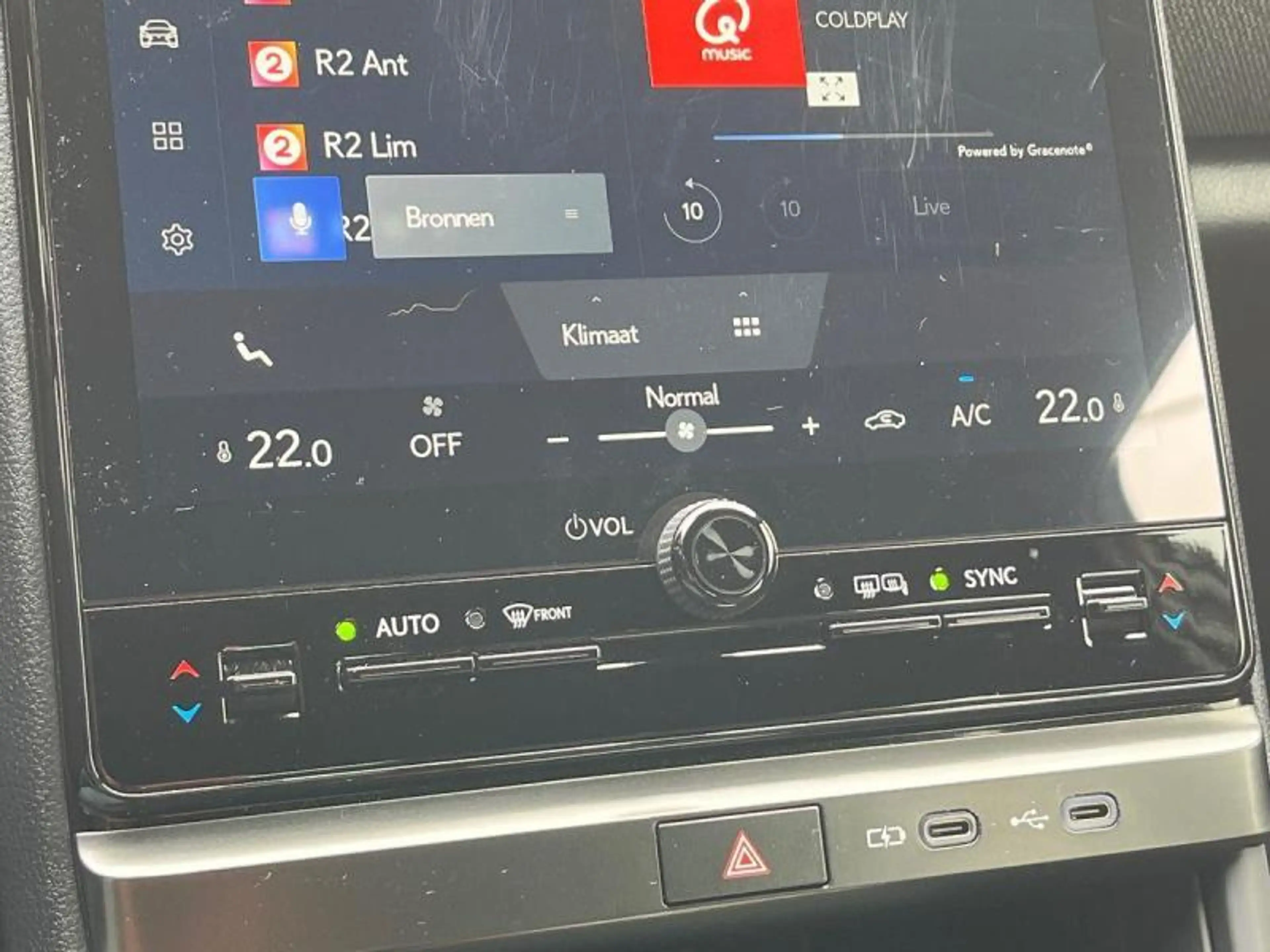 Lexus LBX Base+cam+dab+17inch alu velgen — photo 12