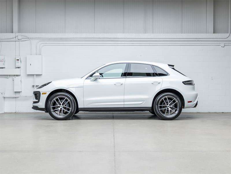 2025 Porsche Macan AWD — снимка 1