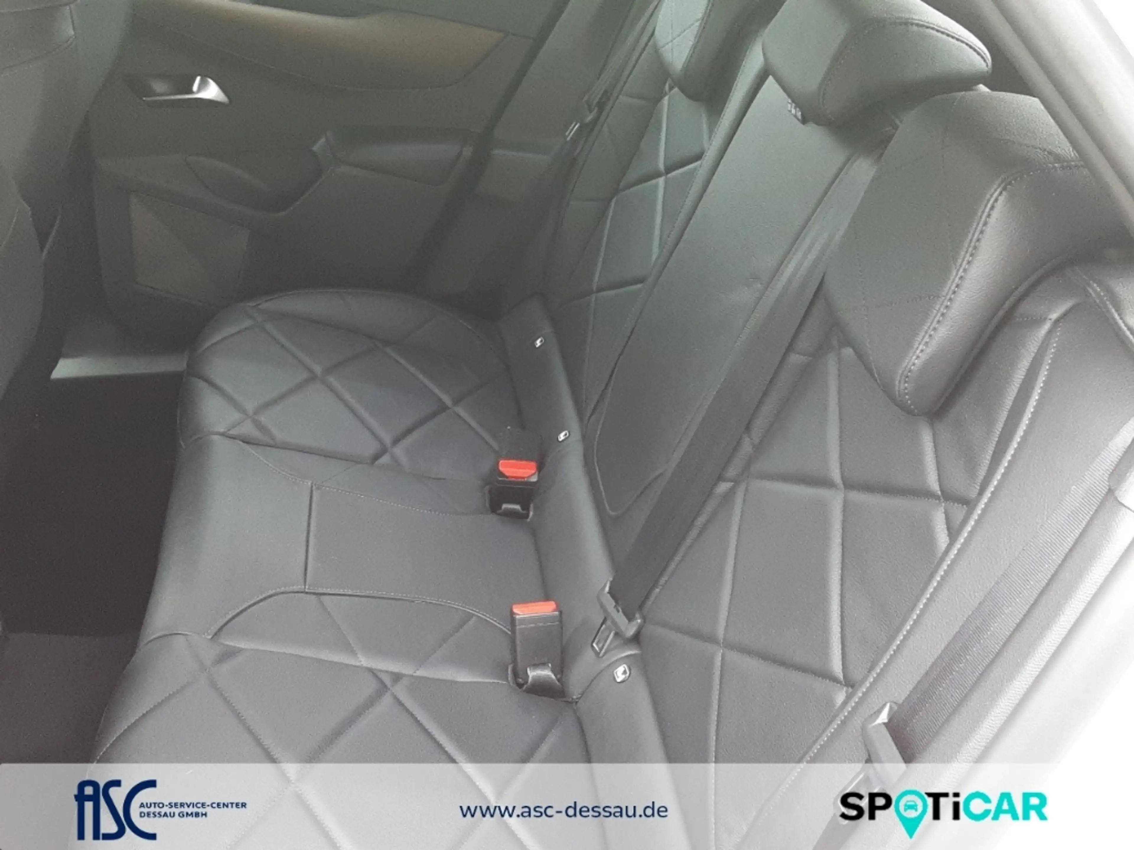 Citroen DS3 Crossback SoChic 155 Automatik, Leder , Navi , Kam — photo 12