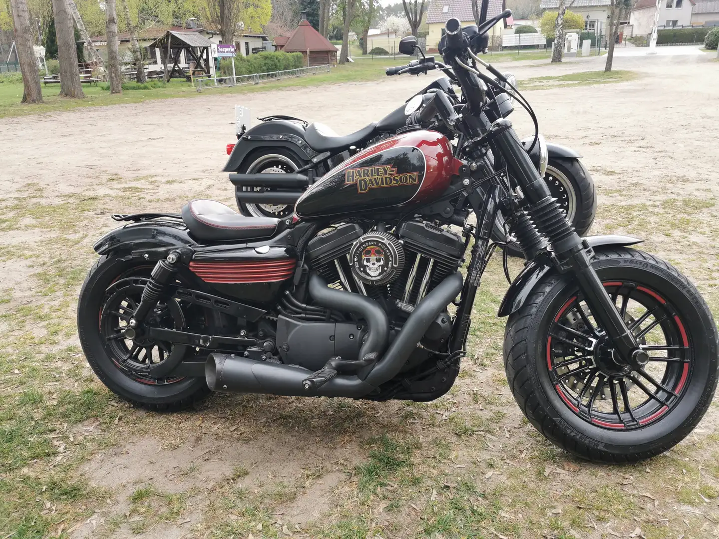 Harley-Davidson Sportster Forty Eight Černá - 1