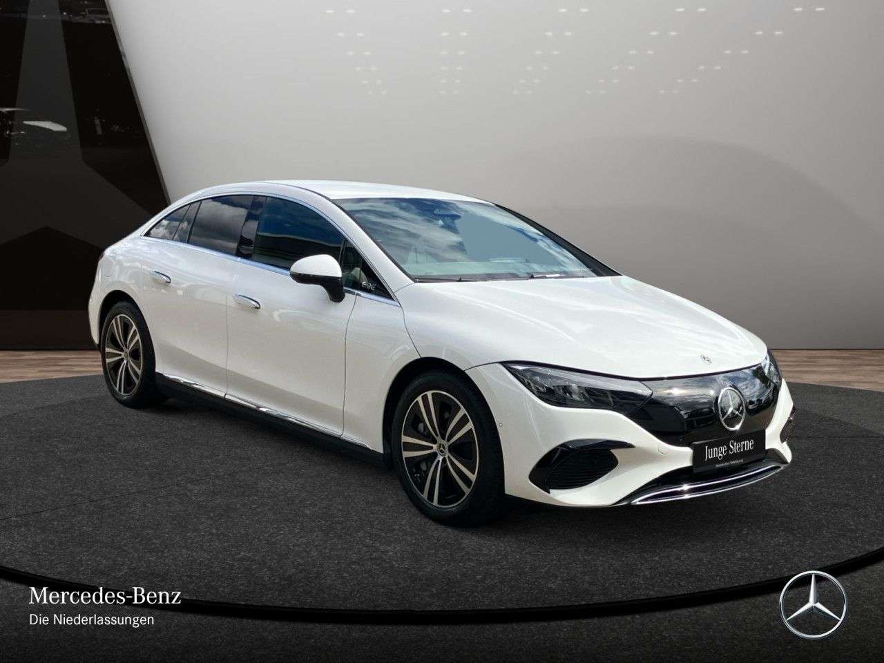 Mercedes-Benz EQE