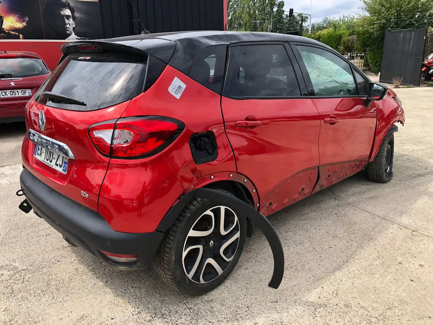 Renault Captur TCe 90 Energy S&S eco2 Intens Rot - 2