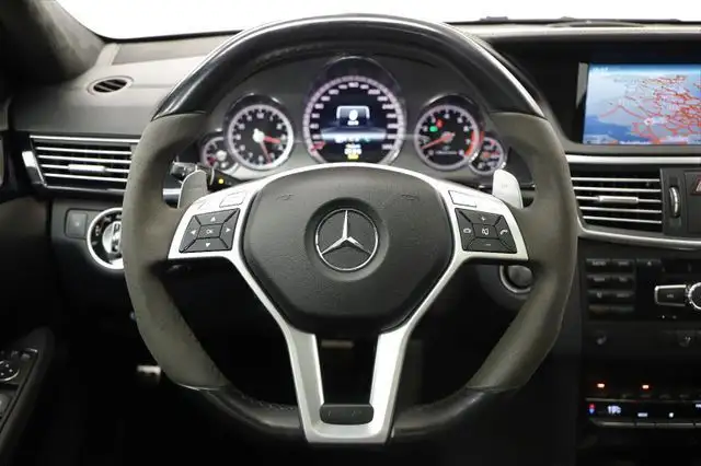 Mercedes-Benz E Class view 12