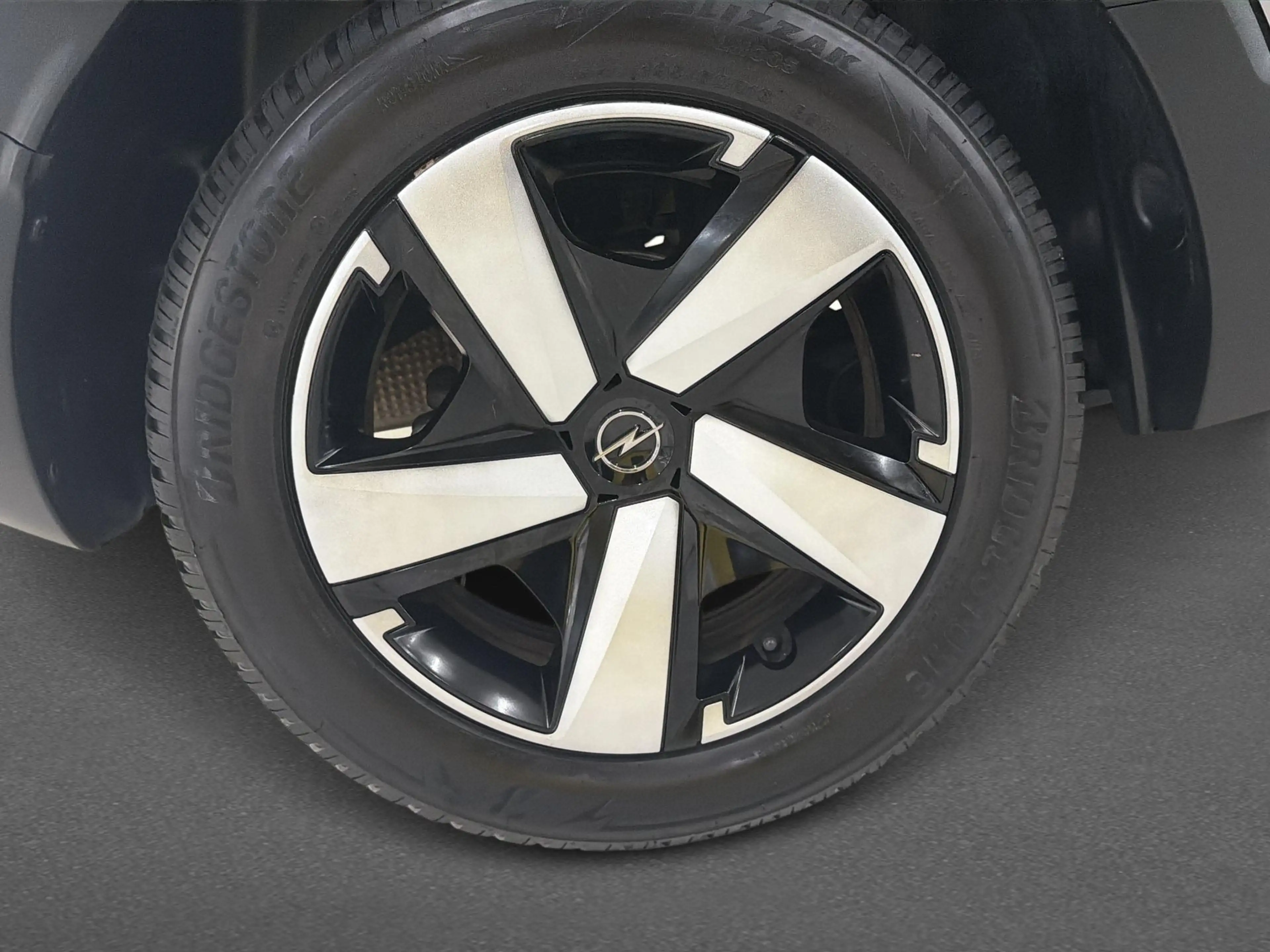 Opel Crossland 1.2 Edition | Parkeersensor voor en achter — photo 11
