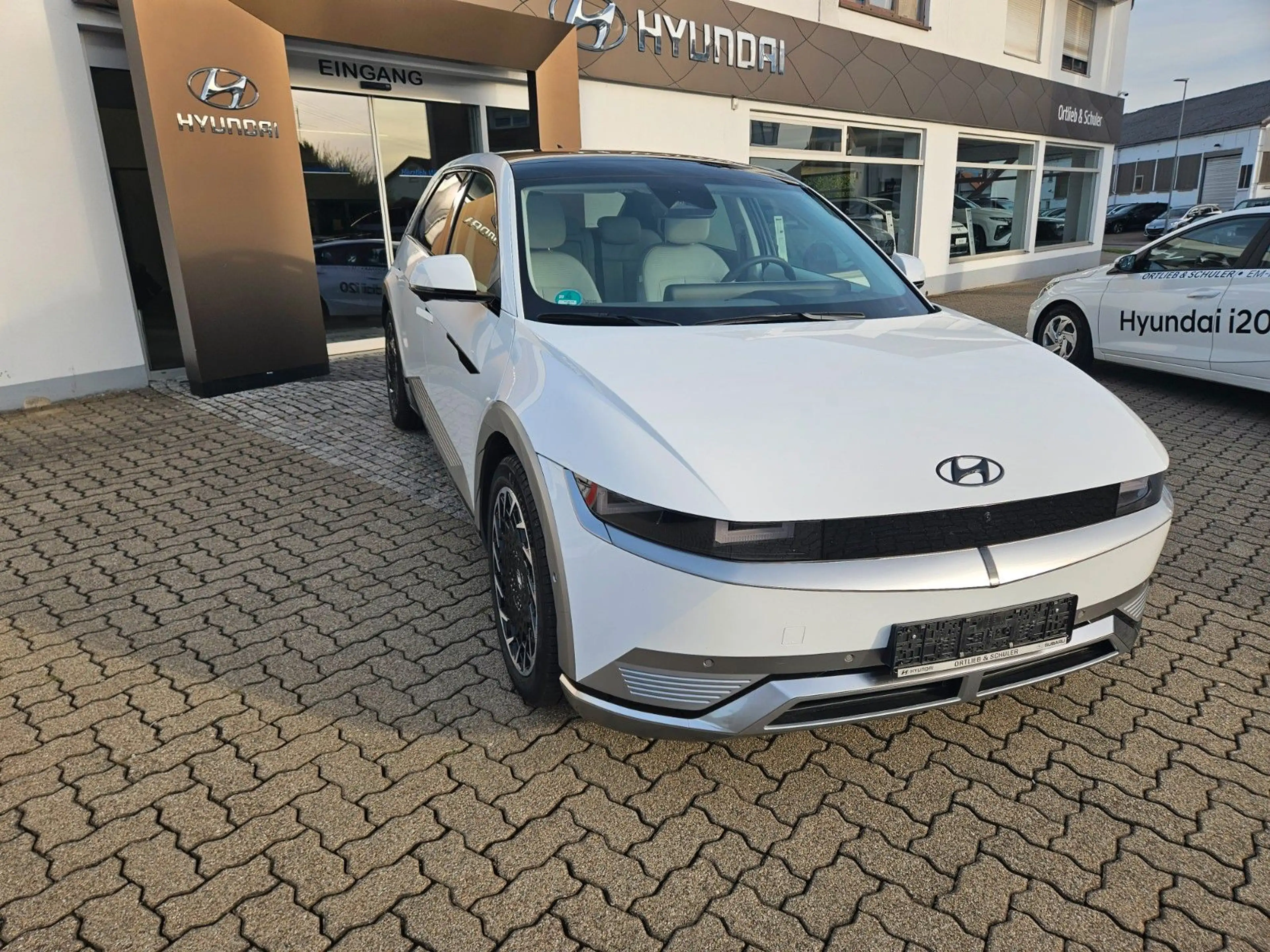 Hyundai IONIQ 5 UNIQ 77,4 kWh + Pano + RELAX-Paket