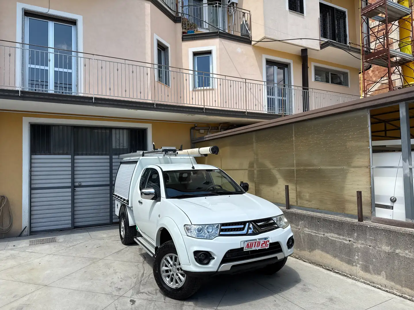 Mitsubishi L200 2.5 DI-d Intense Plus 178cv 4 posti N1 4wd Bianco - 1
